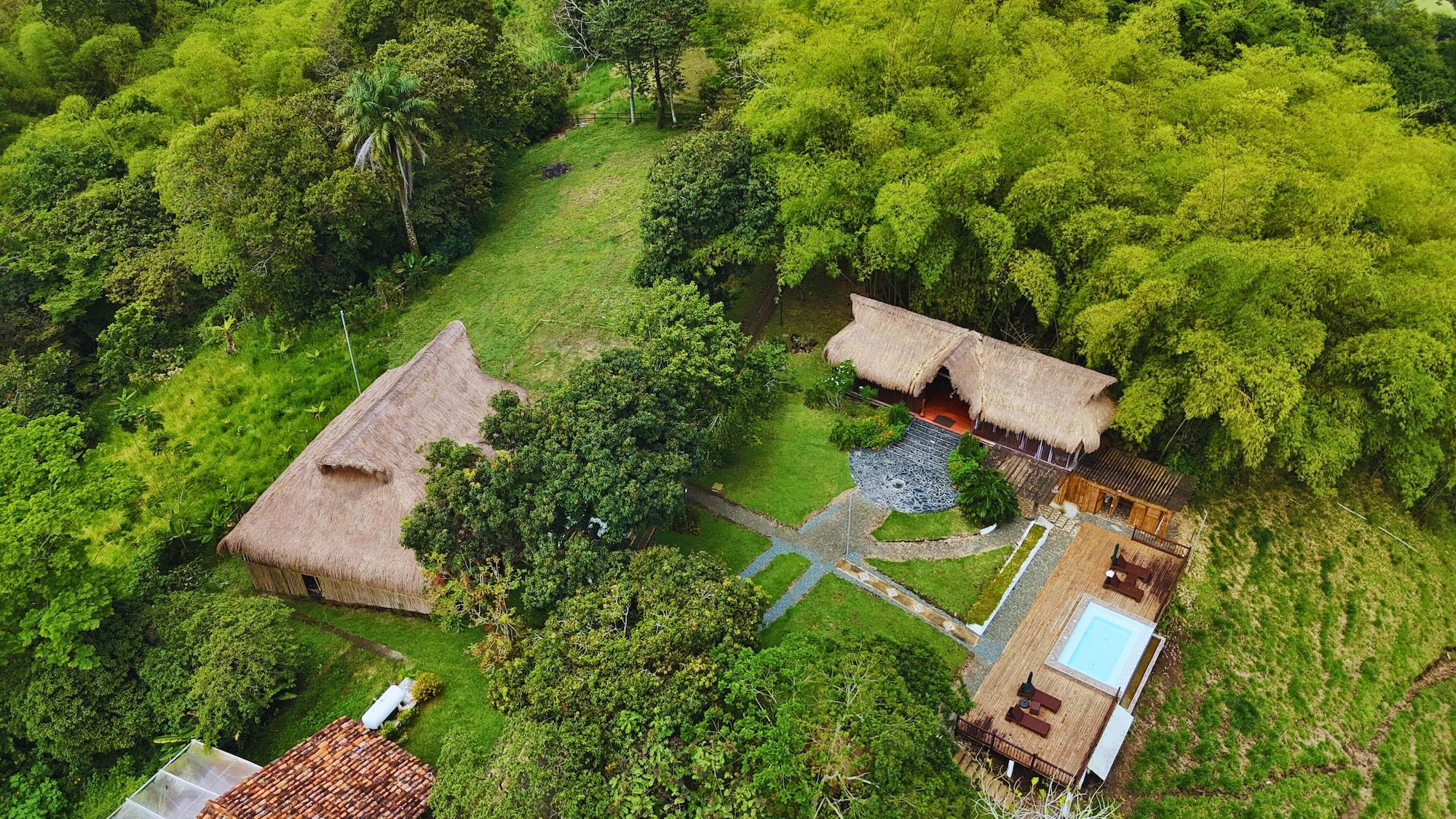 Vista Exterior Anahari Centro Wellness