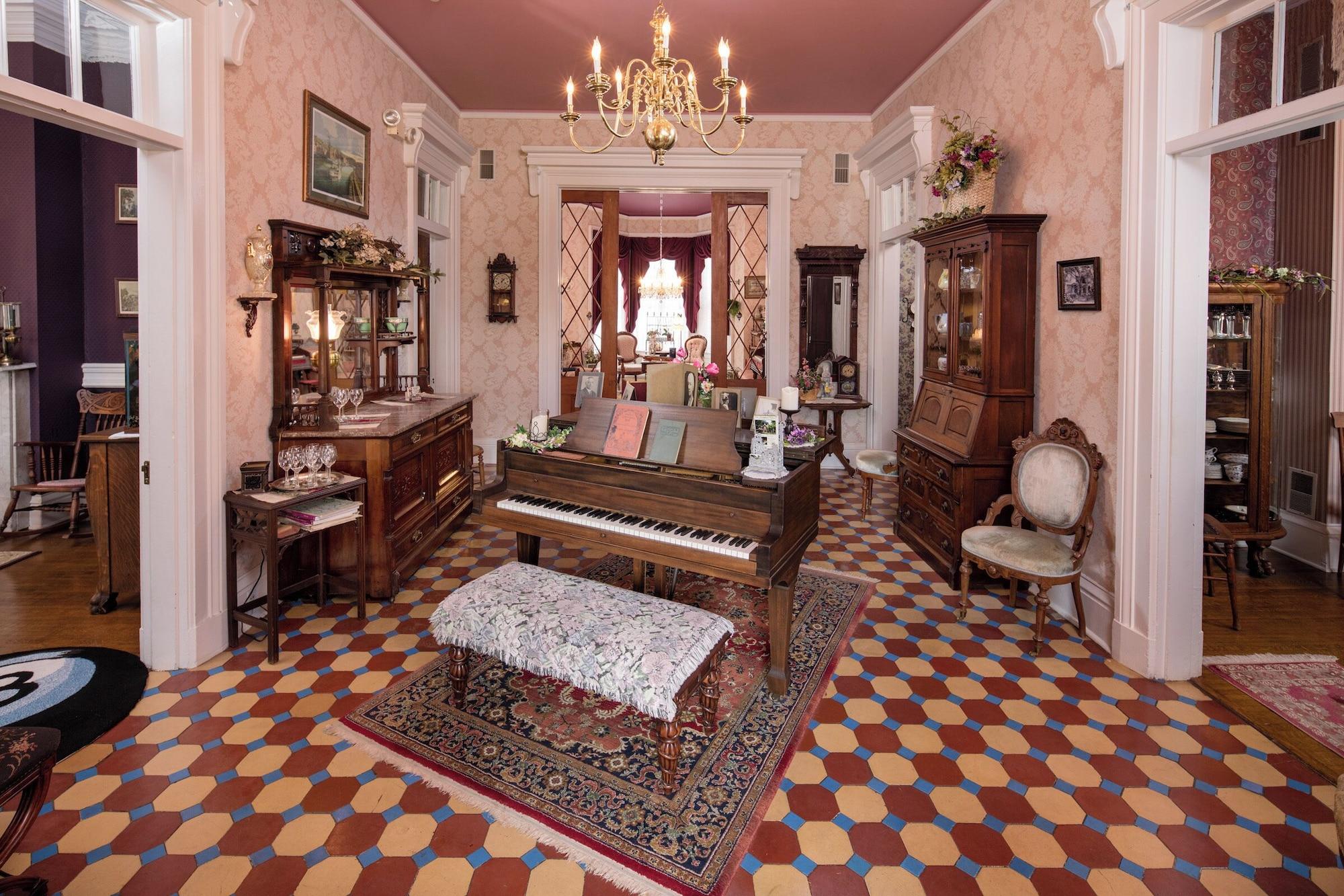 Varios The Steamboat House Bed & Breakfast