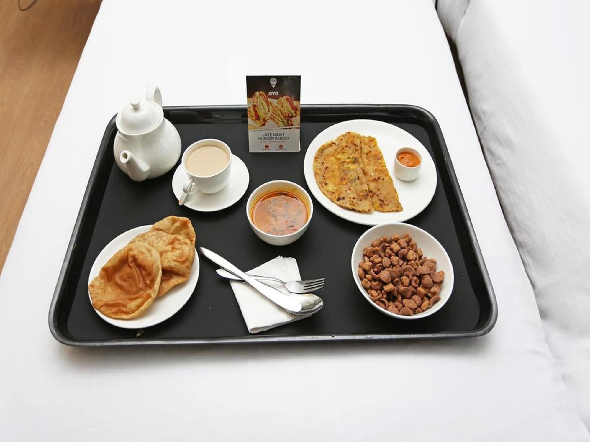 Restaurant OYO 4477 City Square Hotel