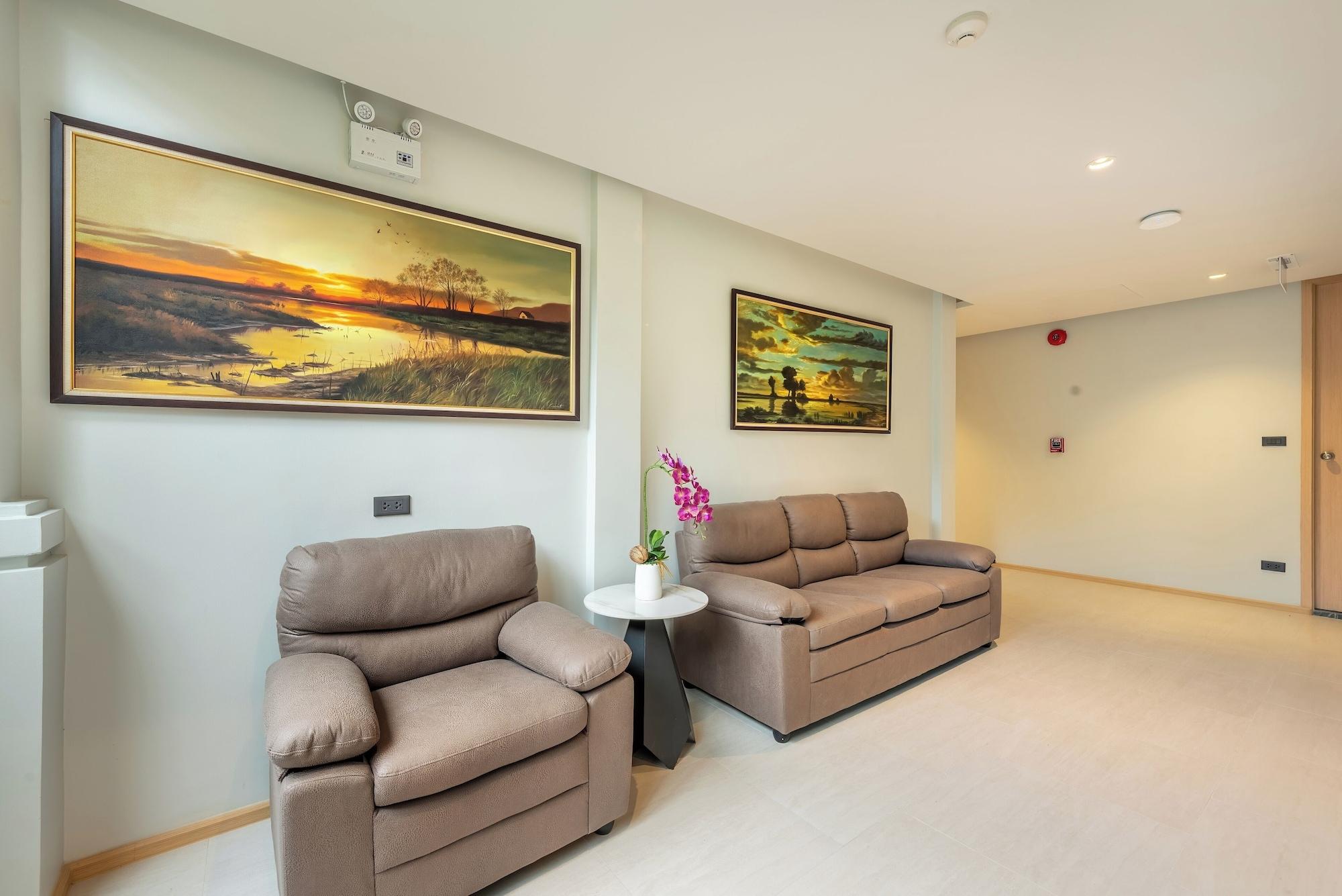 Vista Lobby A.Z. Sunrise Resort & Fitness Club