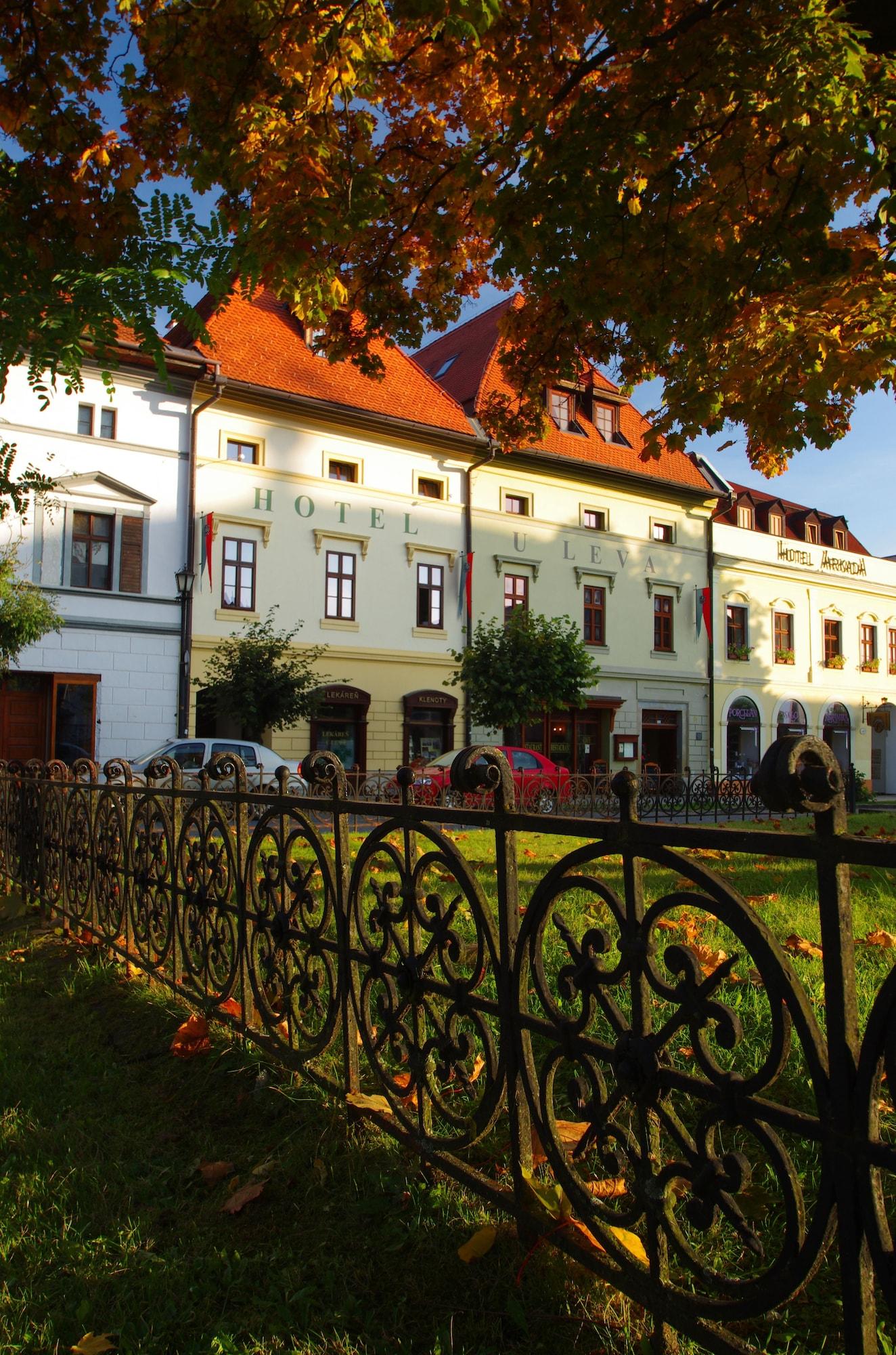 Vista Exterior Hotel U Leva