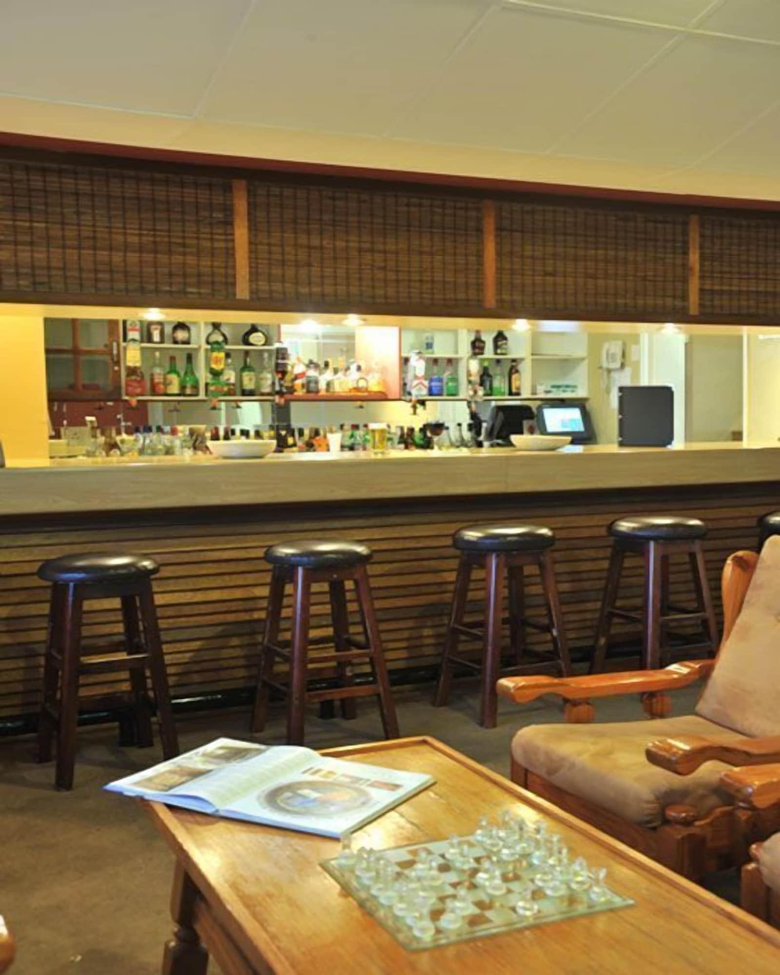 Bar/Salón Katse Lodge