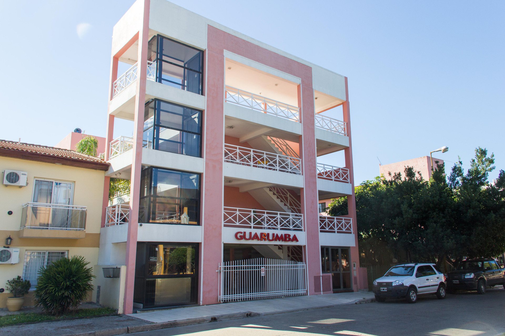 Vista Exterior Guarumba Apart Hotel
