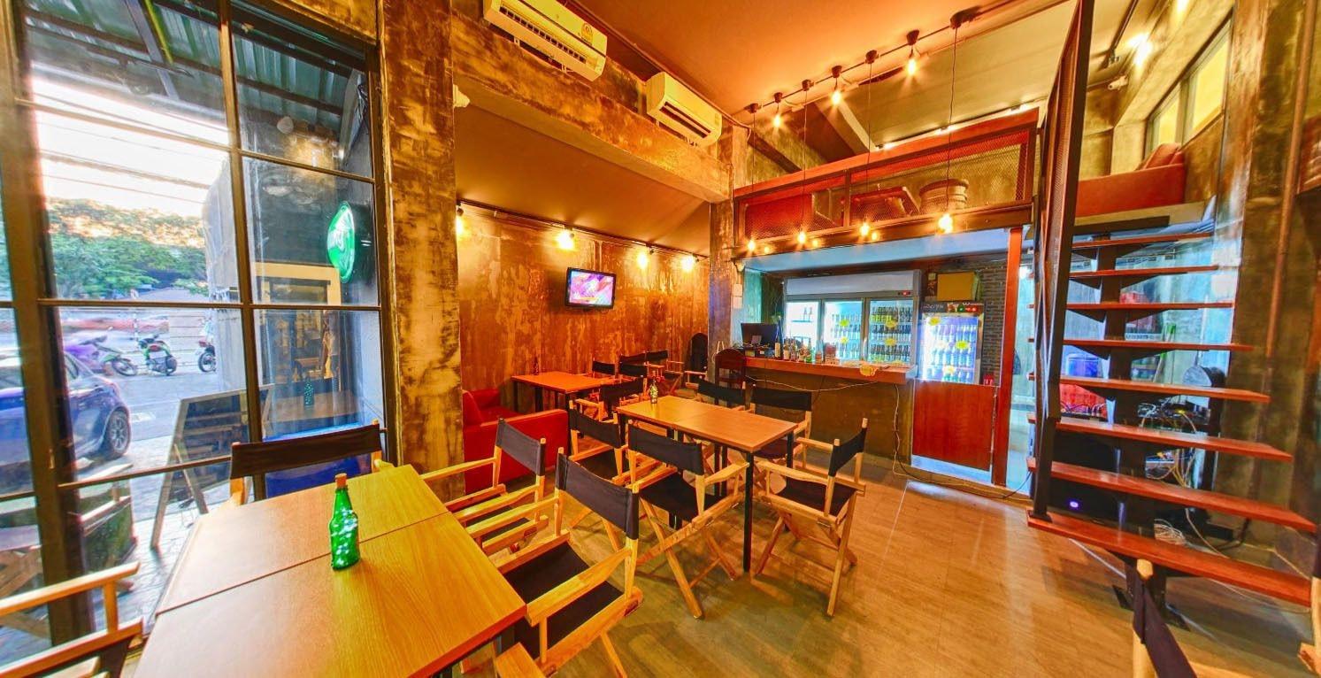 Bar/Salón Express Hostel