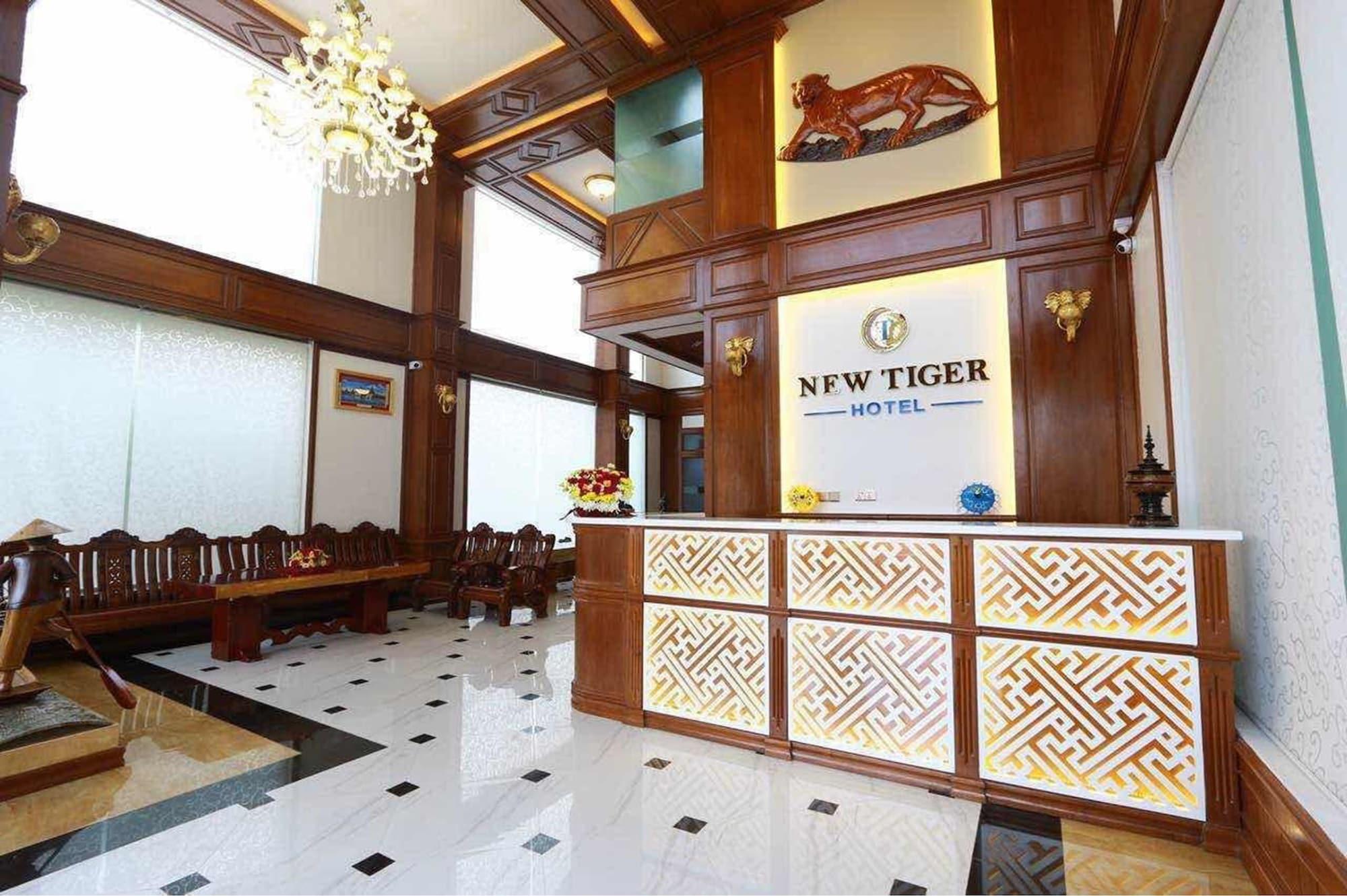 Varios New Tiger Hotel