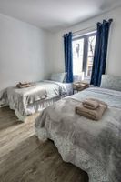 Alquiler Vacacional - Modern apartments 2 Bedrooms 4 beds AC Wi-Fi Free Parking Smart TV