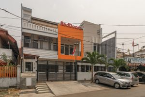 Alojamiento - RedDoorz @ Tanjung Duren