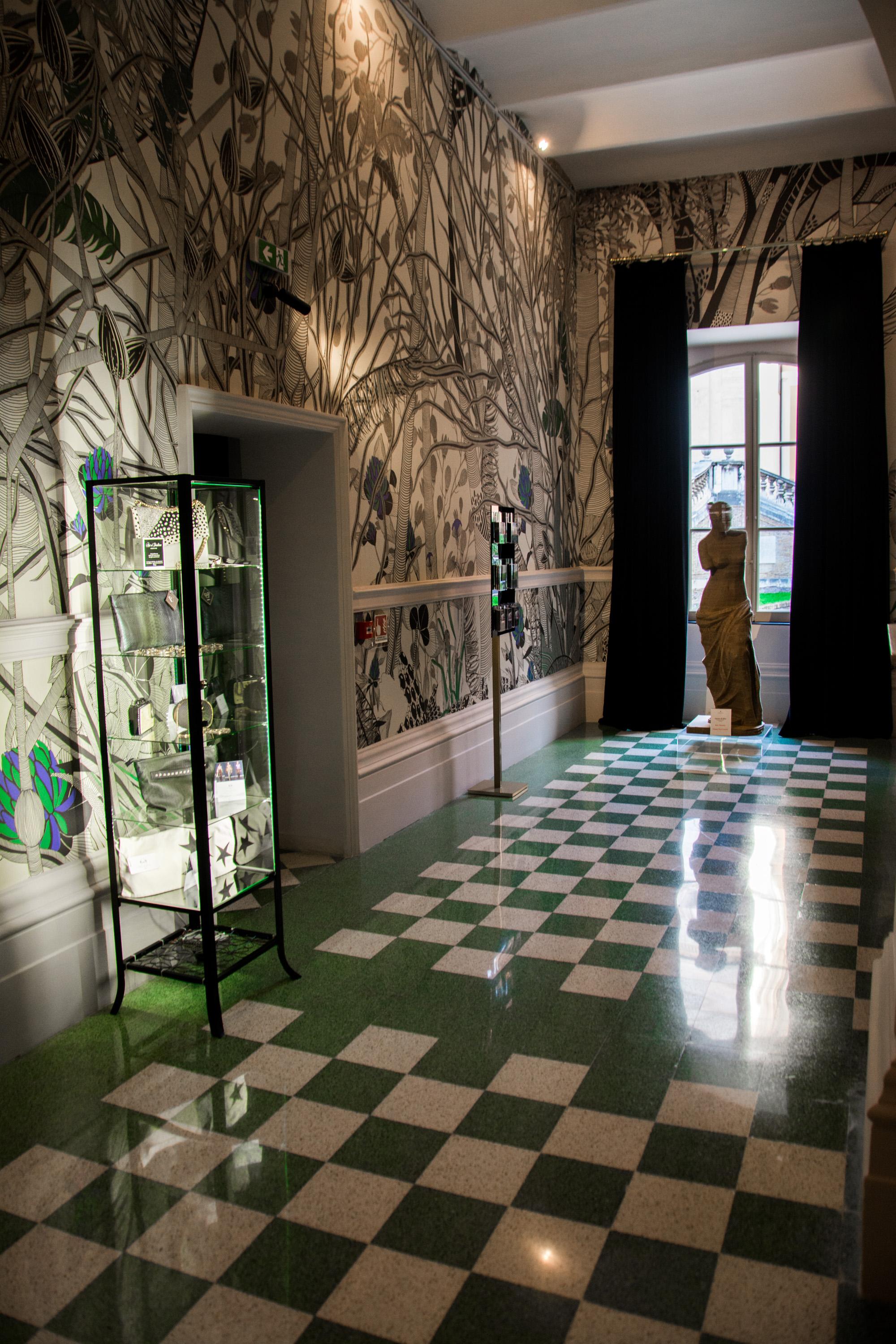 Vista Exterior Roma Luxus Hotel