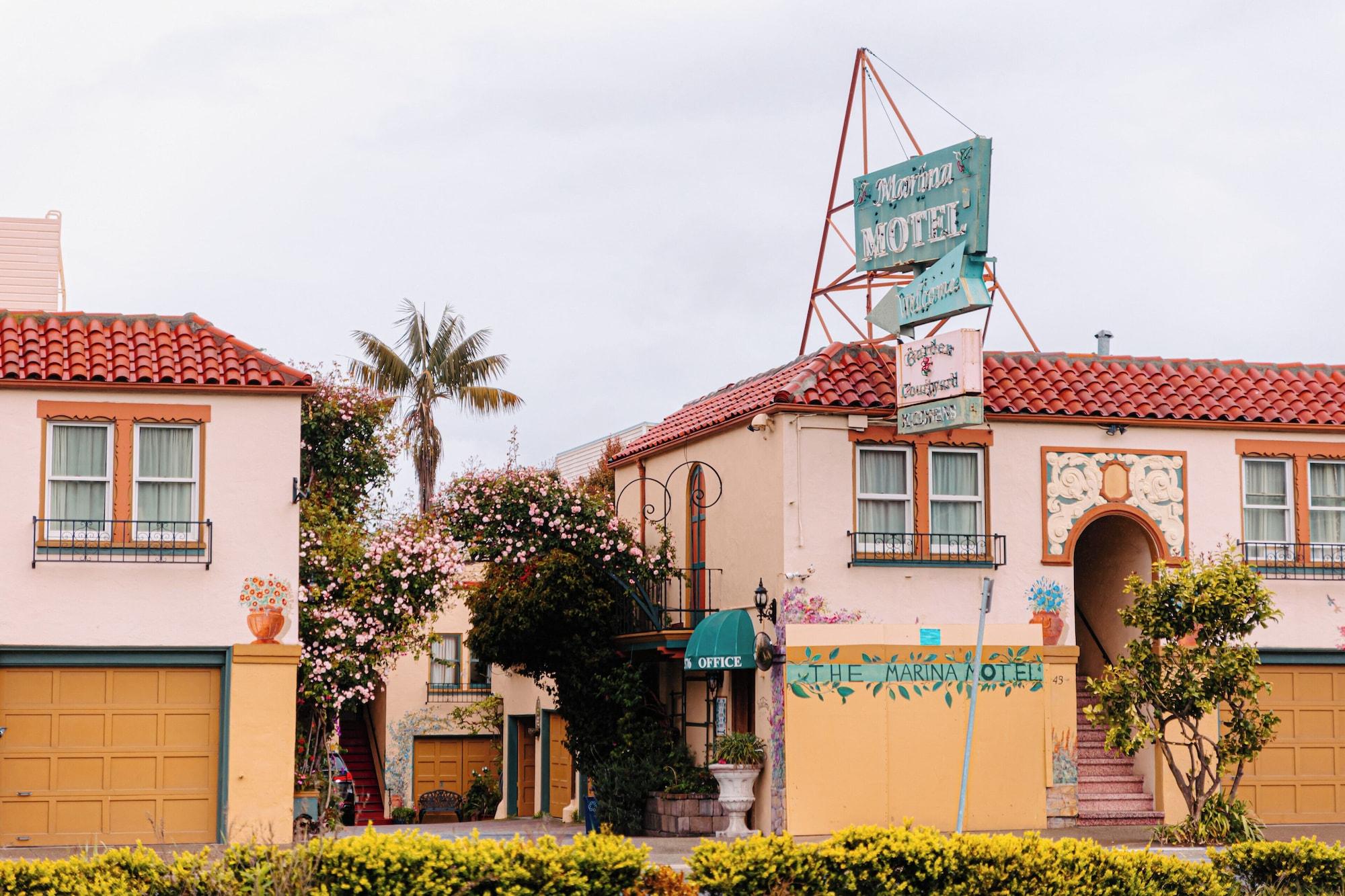 Vista Exterior Marina Motel