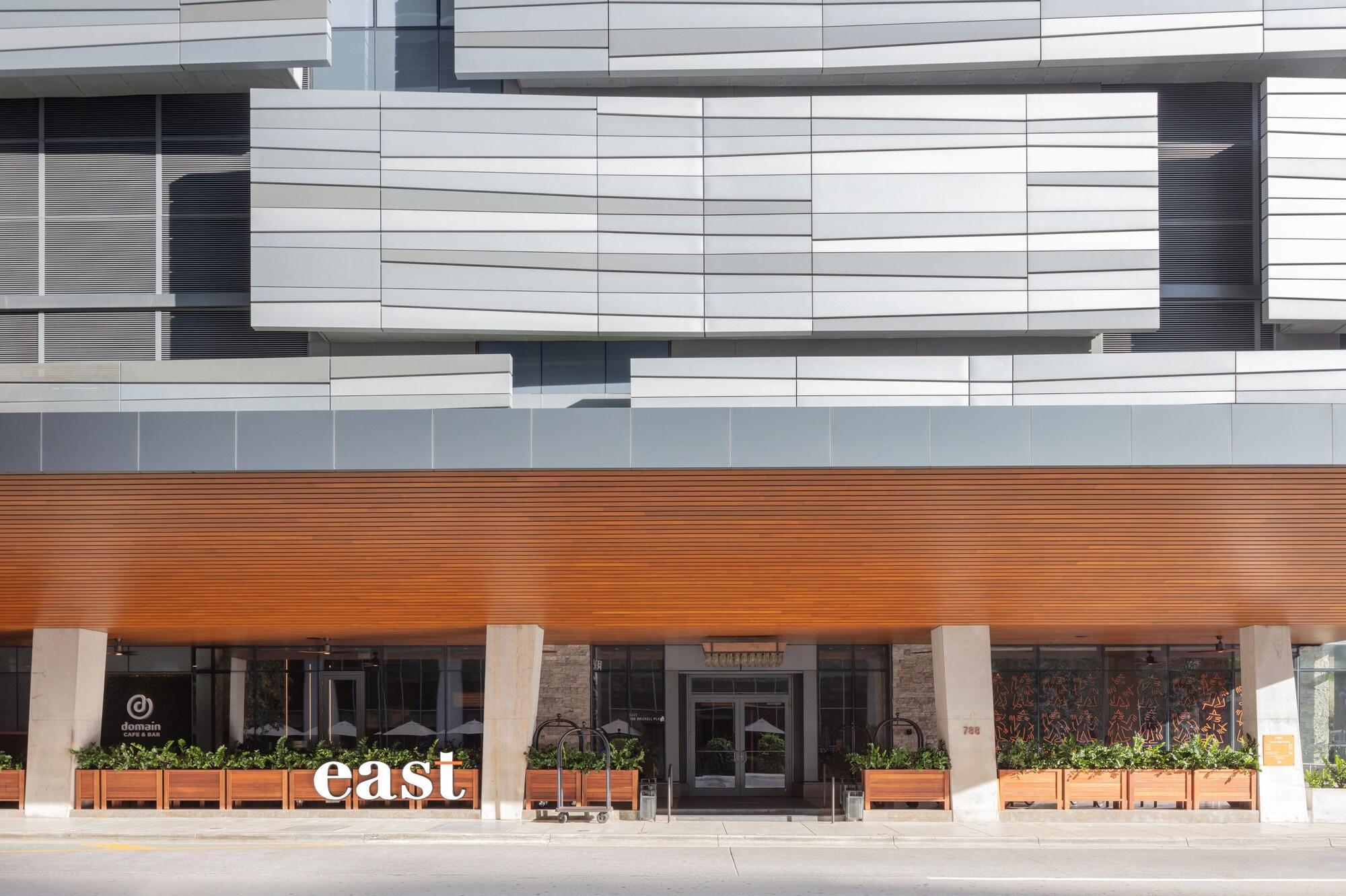 Vista Lobby EAST Miami Residences