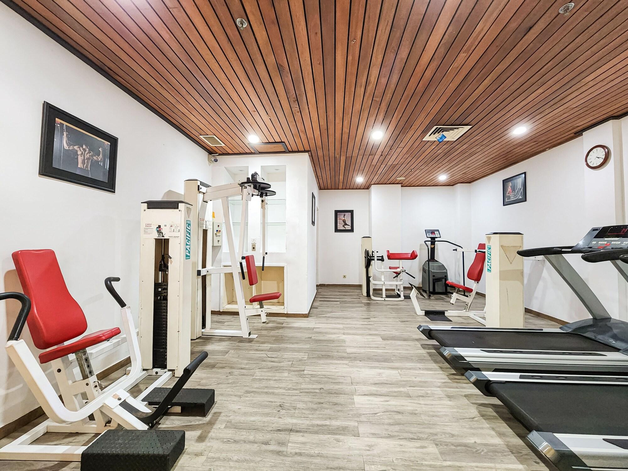 Gimnasio AP Premier Batam