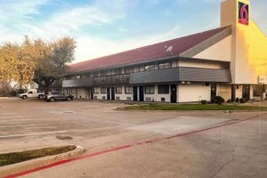 Alojamiento - Studio 6  Suites Dallas. TX - Loop 12 West