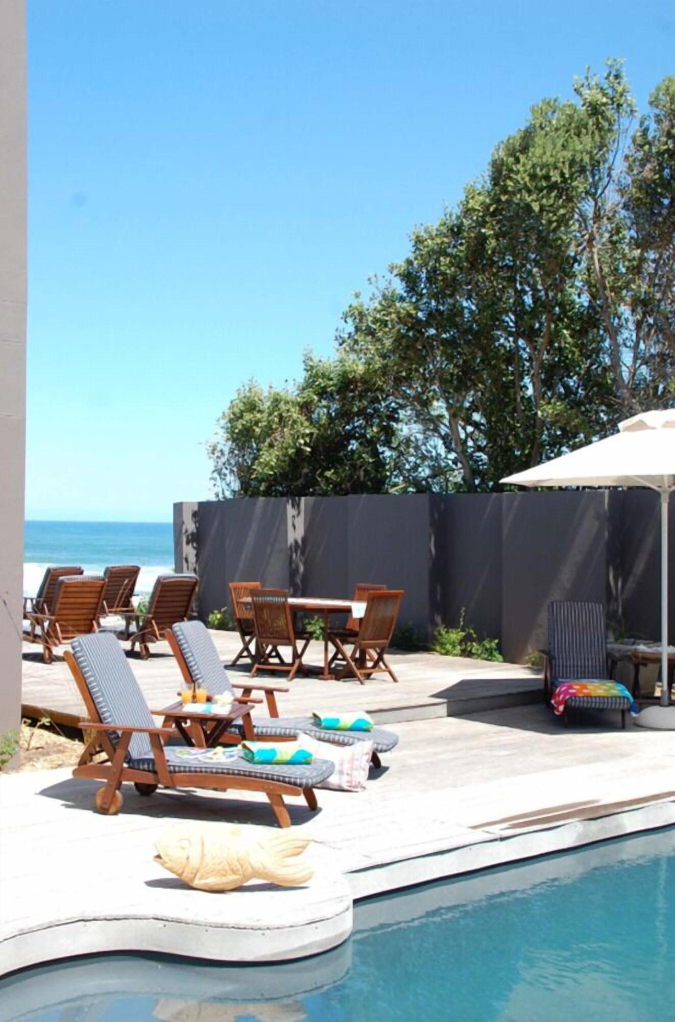 Varios Dune Beach House