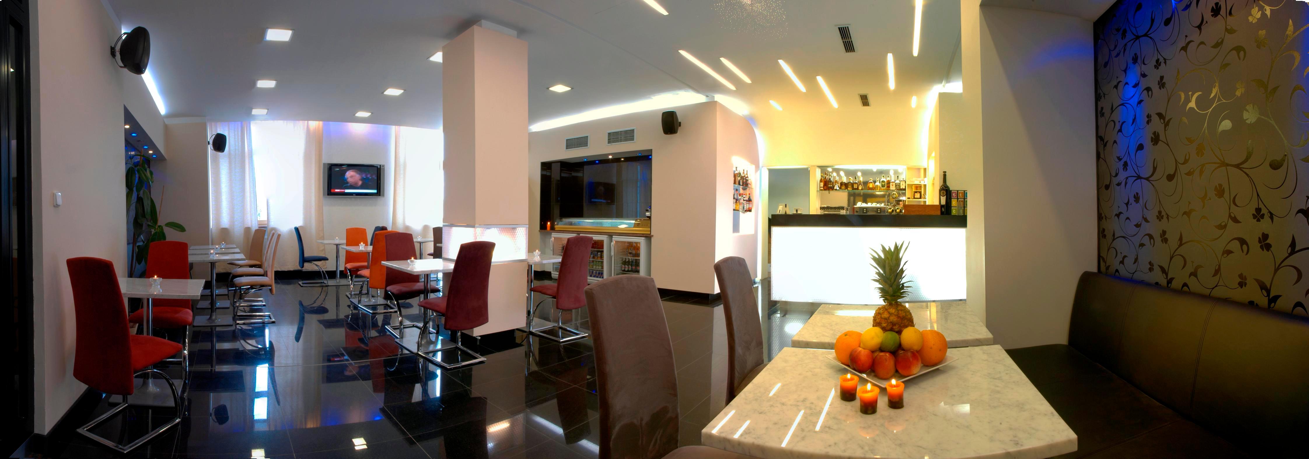 Restaurant Hotel Relax Inn
