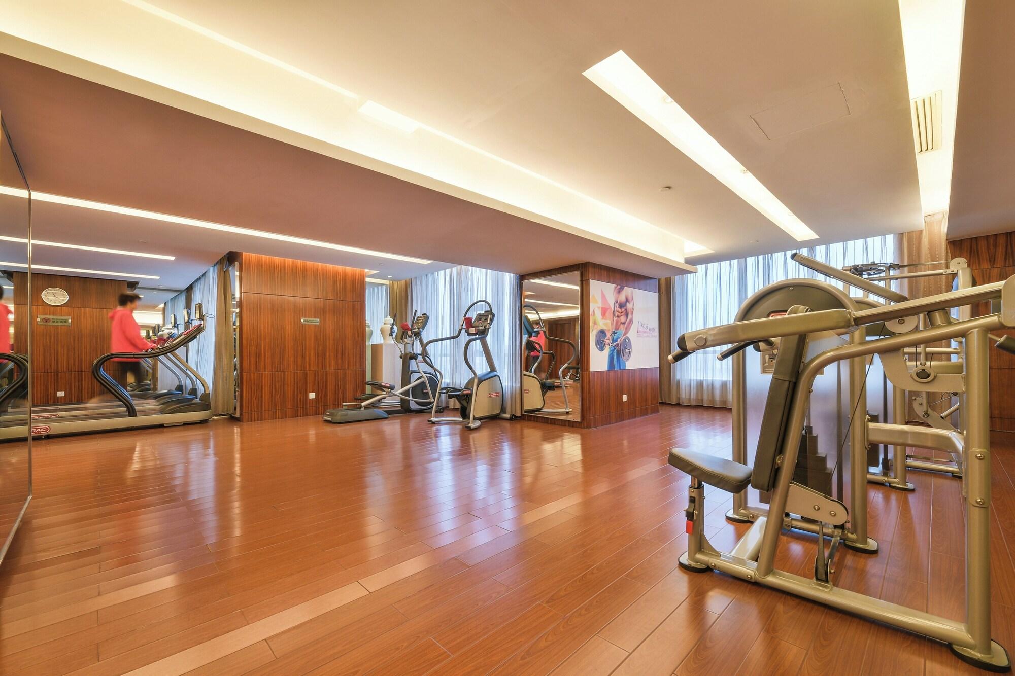 Gimnasio Hangzhou Haiwaihai Crown Hotel