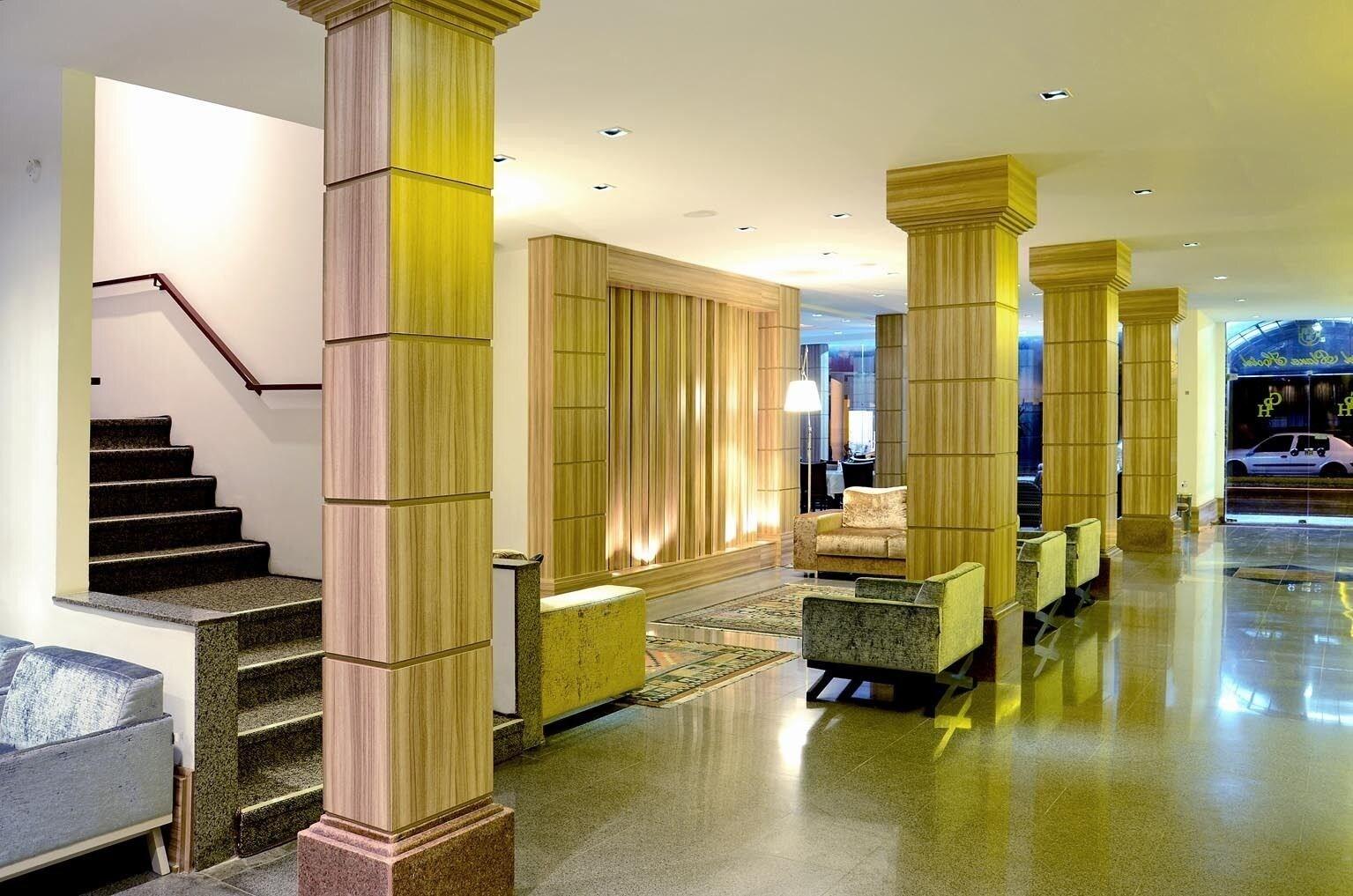 Bar/Salón Castel Plaza Hotel