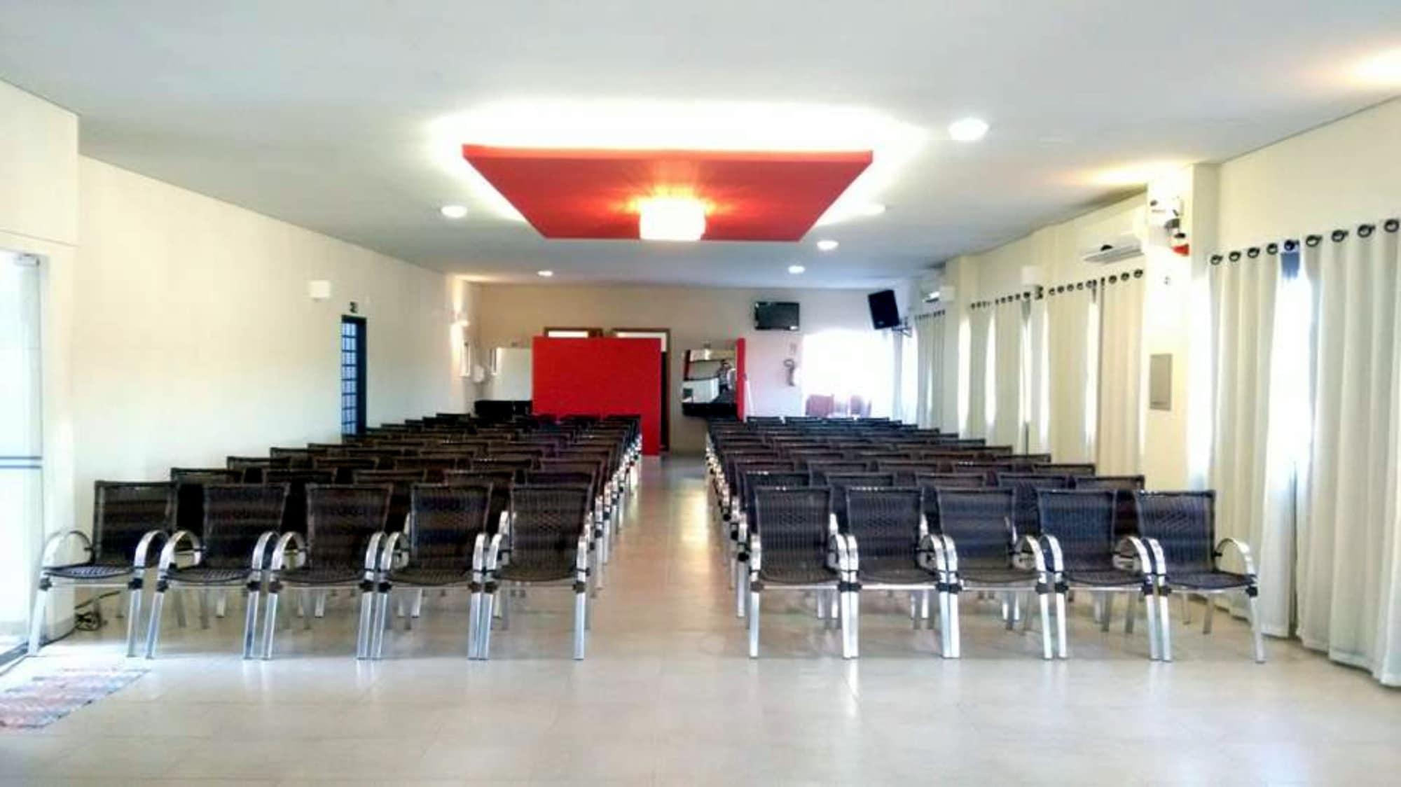 Sala de Reuniones La Vitre Hotel