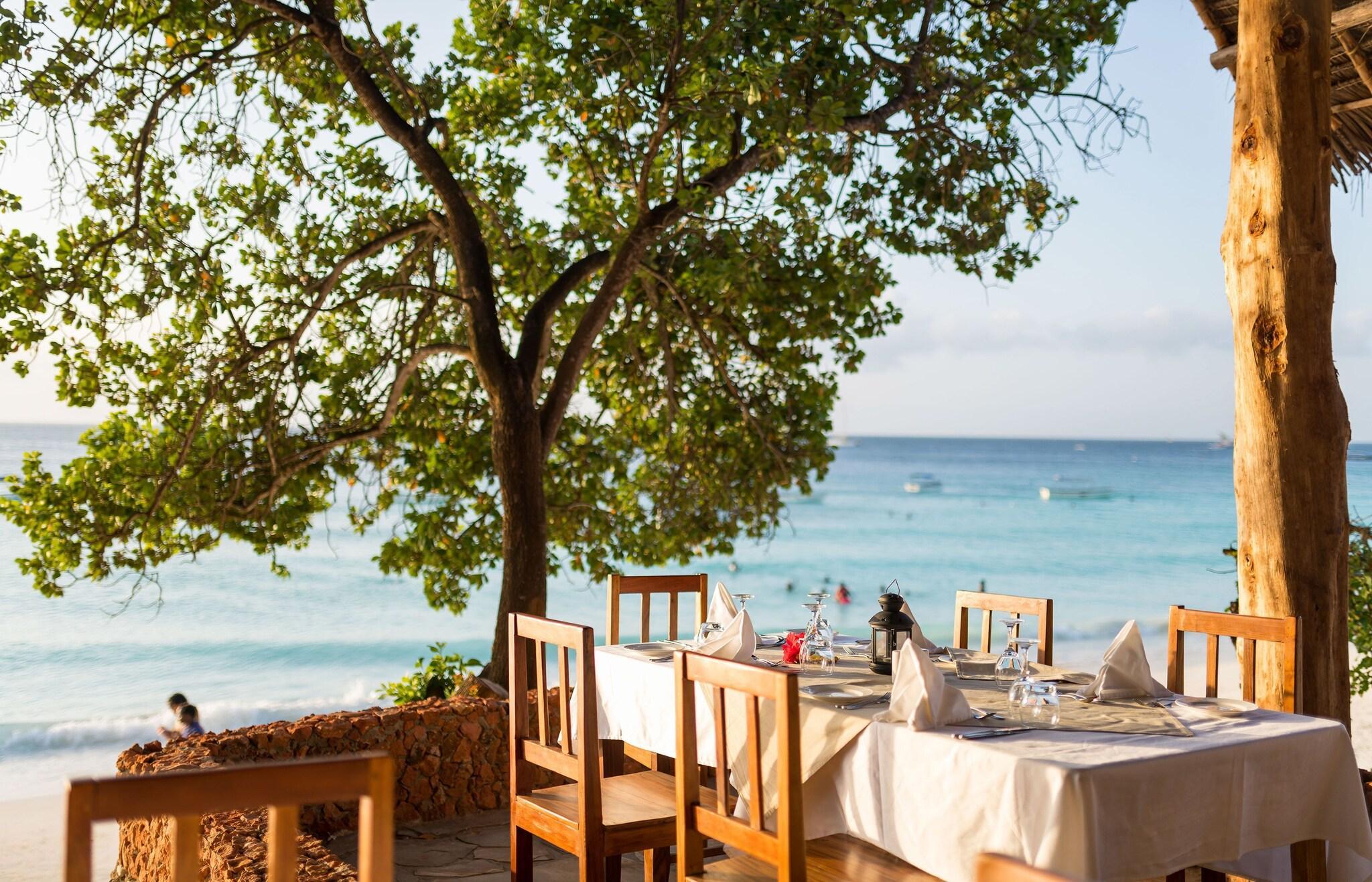 Restaurant Sandies Baobab Beach Zanzibar