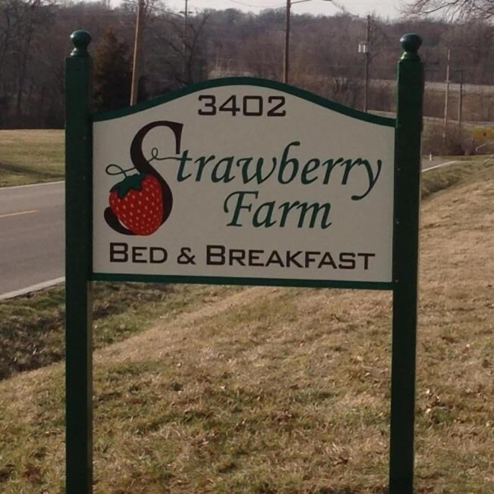 Vista Exterior Strawberry Farm Bed & Breakfast