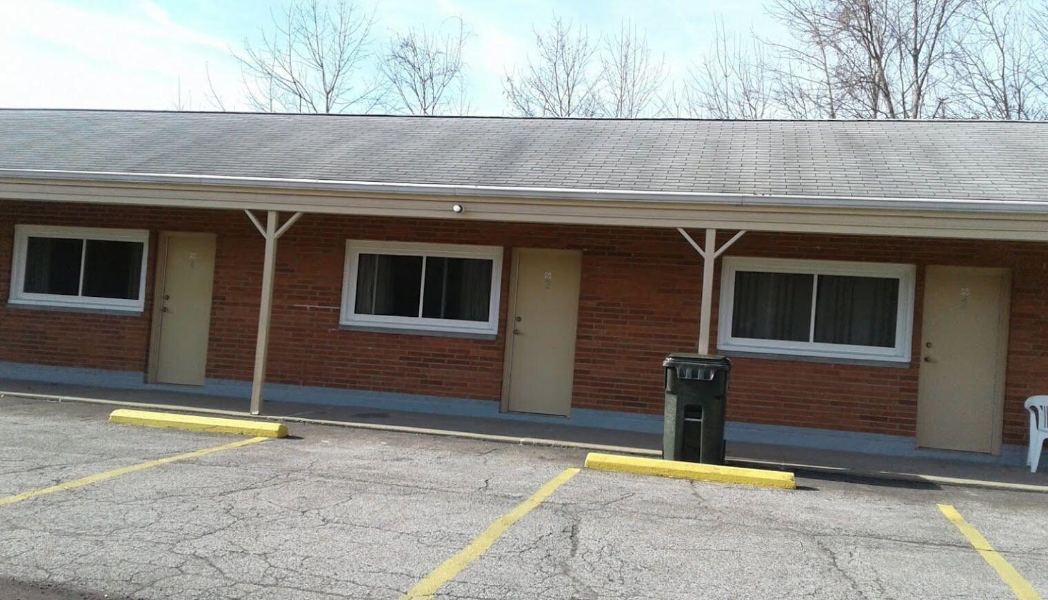 Vista Exterior Motel Plaza