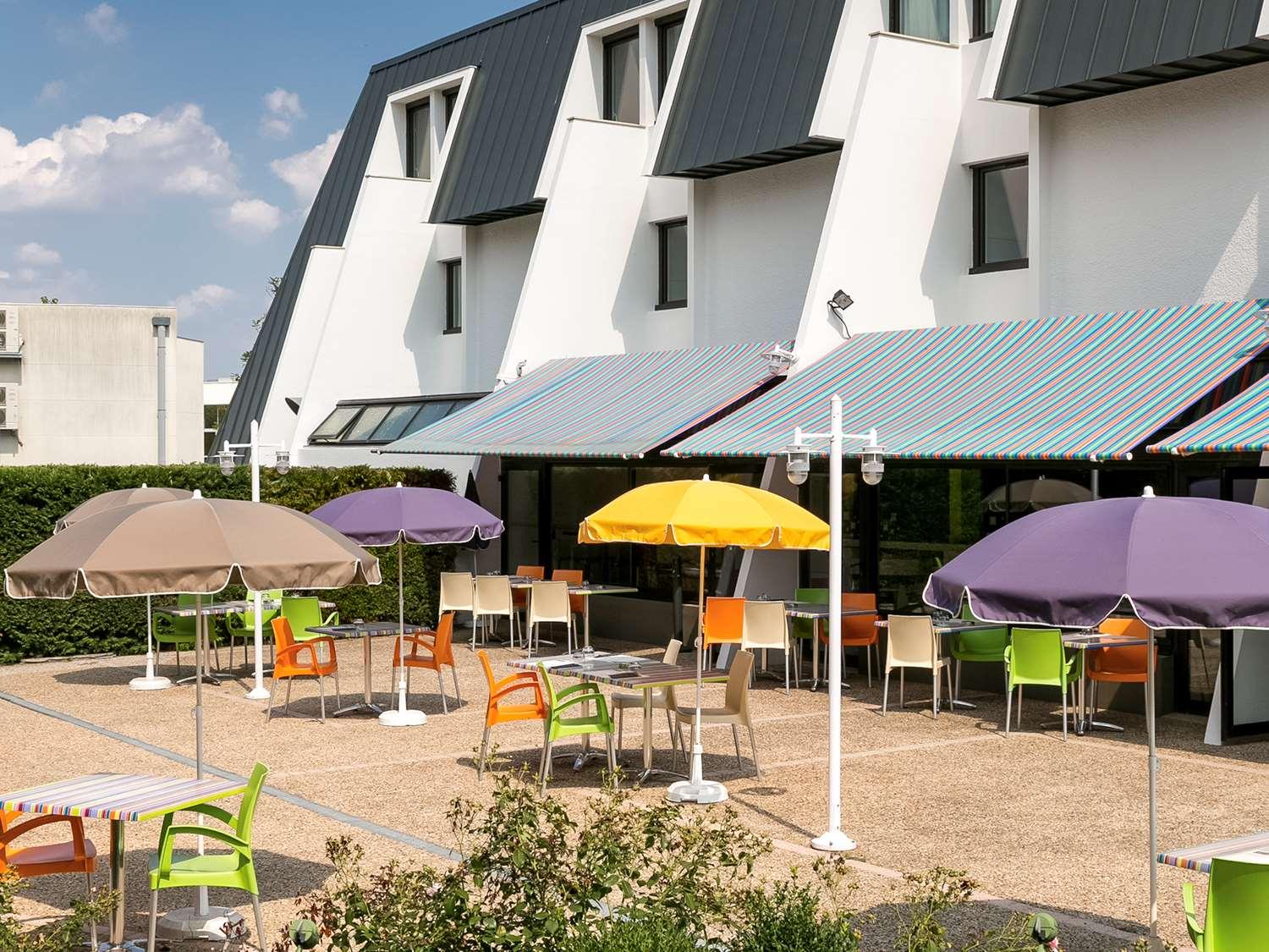 Vista Exterior ibis Styles Bordeaux Aéroport Mérignac