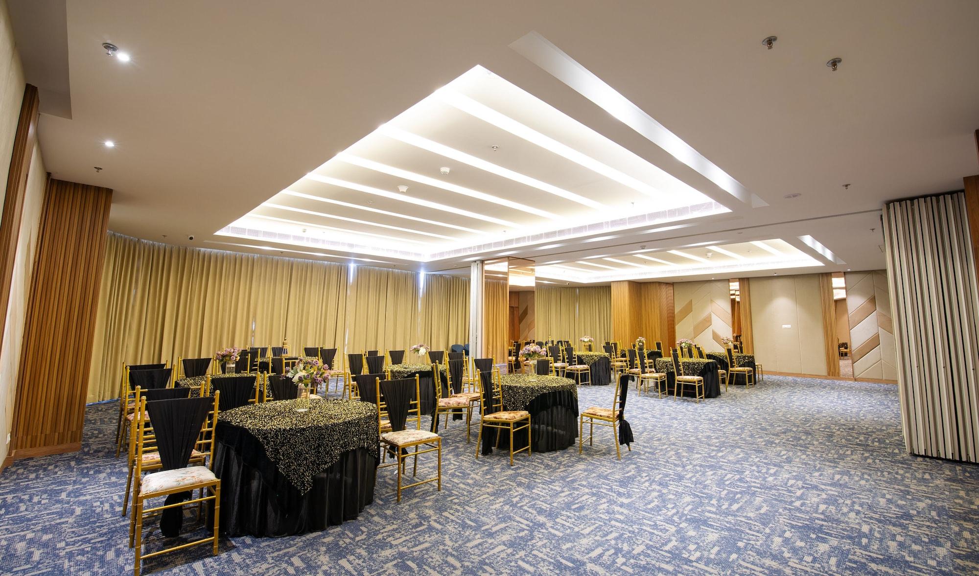 Sala de Reuniones Hometel Alambagh Lucknow
