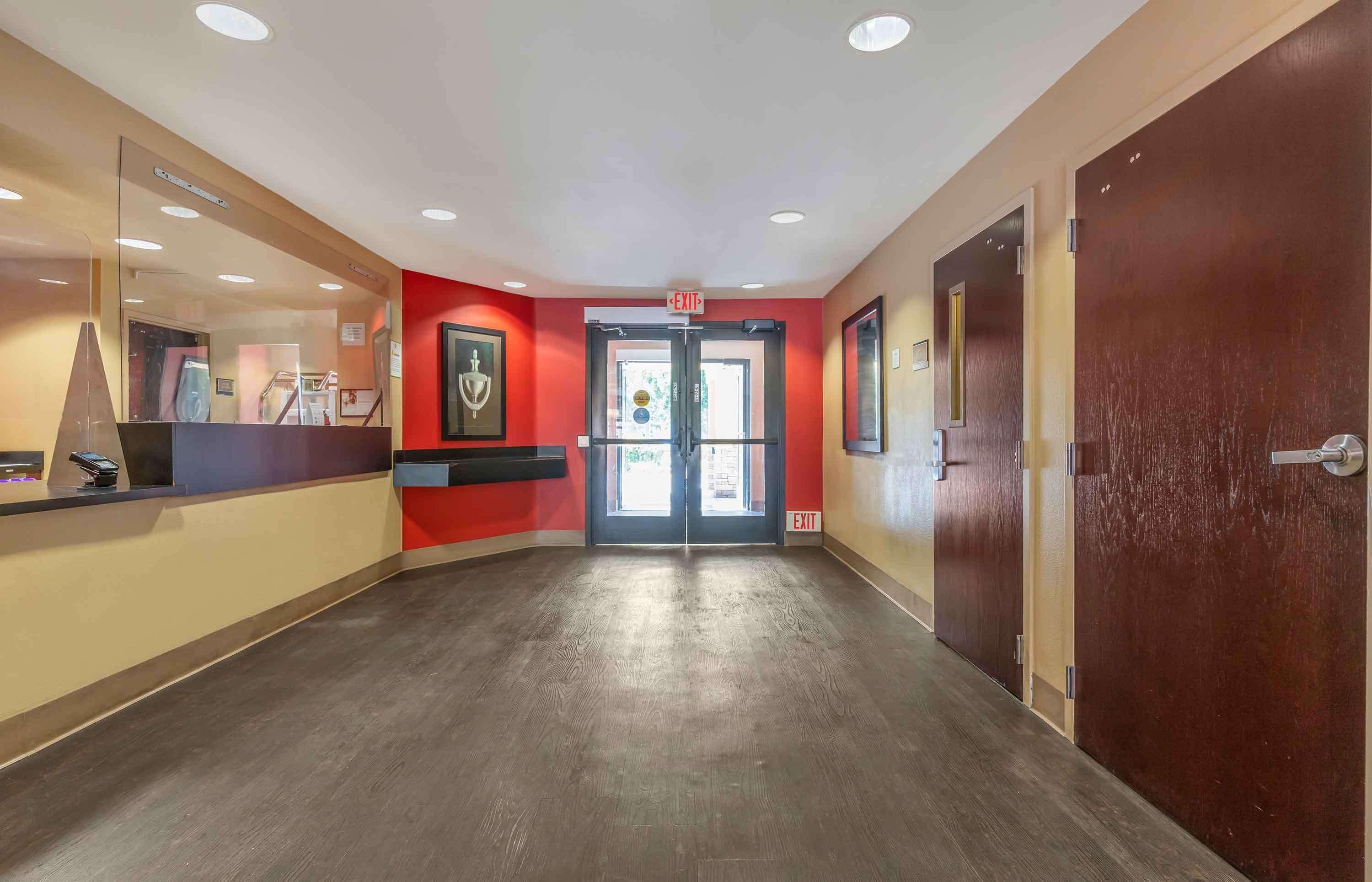 Vista Lobby Extended Stay America Suites San Jose Edenvale North