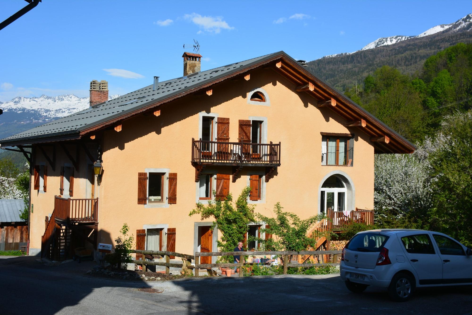 Vista Exterior Gîte-Auberge de Montvilliers