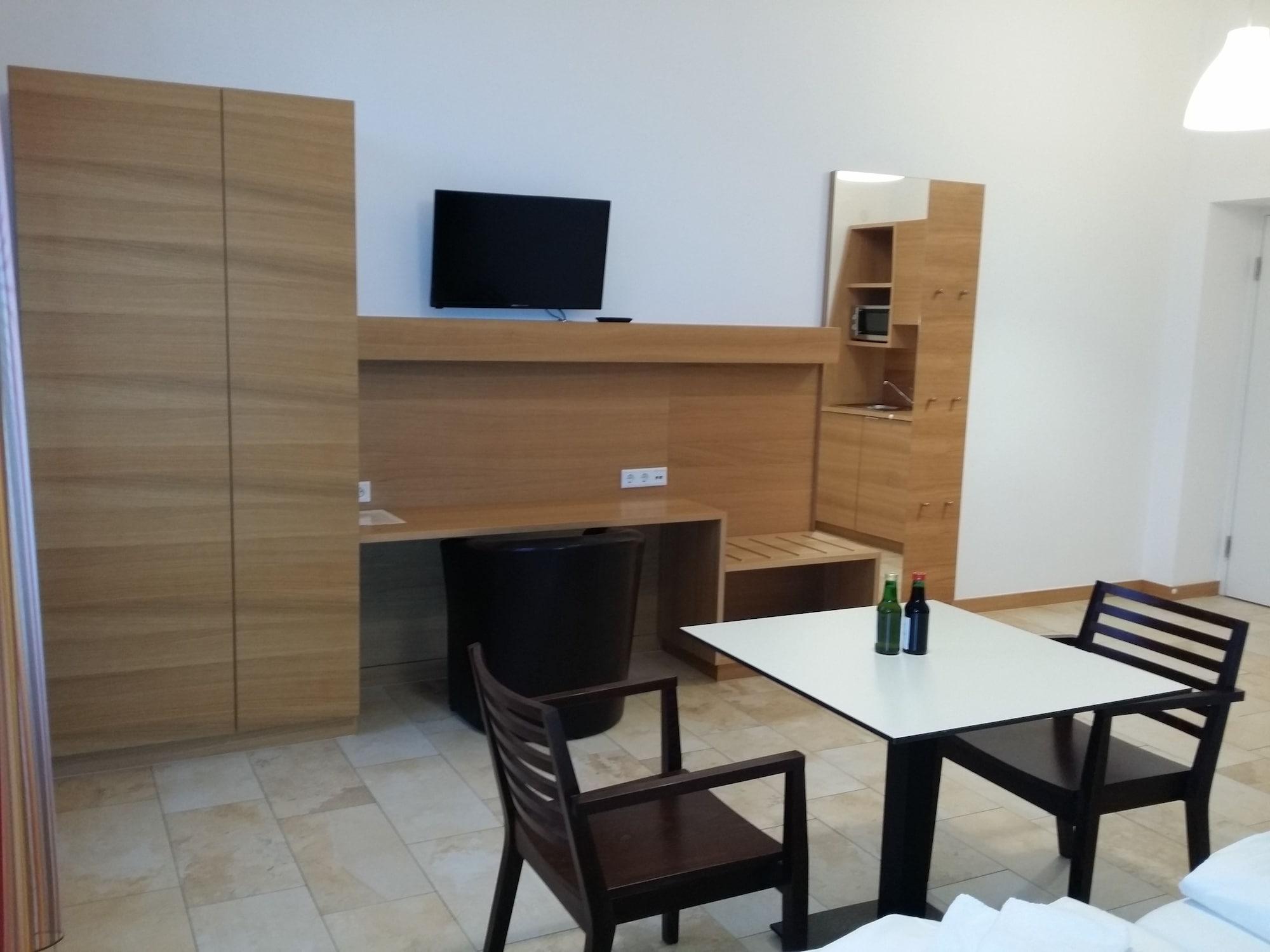 Set de Habitación Hotel Aton