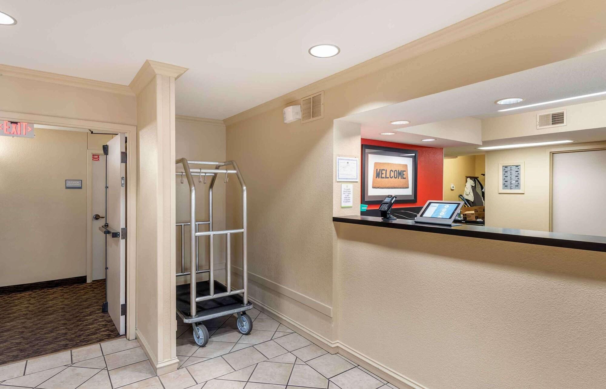 Vista Lobby Extended Stay America Suites Eden Prairie Technology Dr