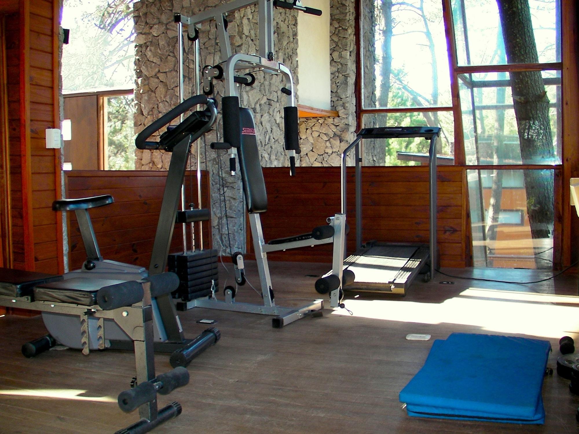 Gimnasio Altos Medanos - Cabañas y Club de Bosque