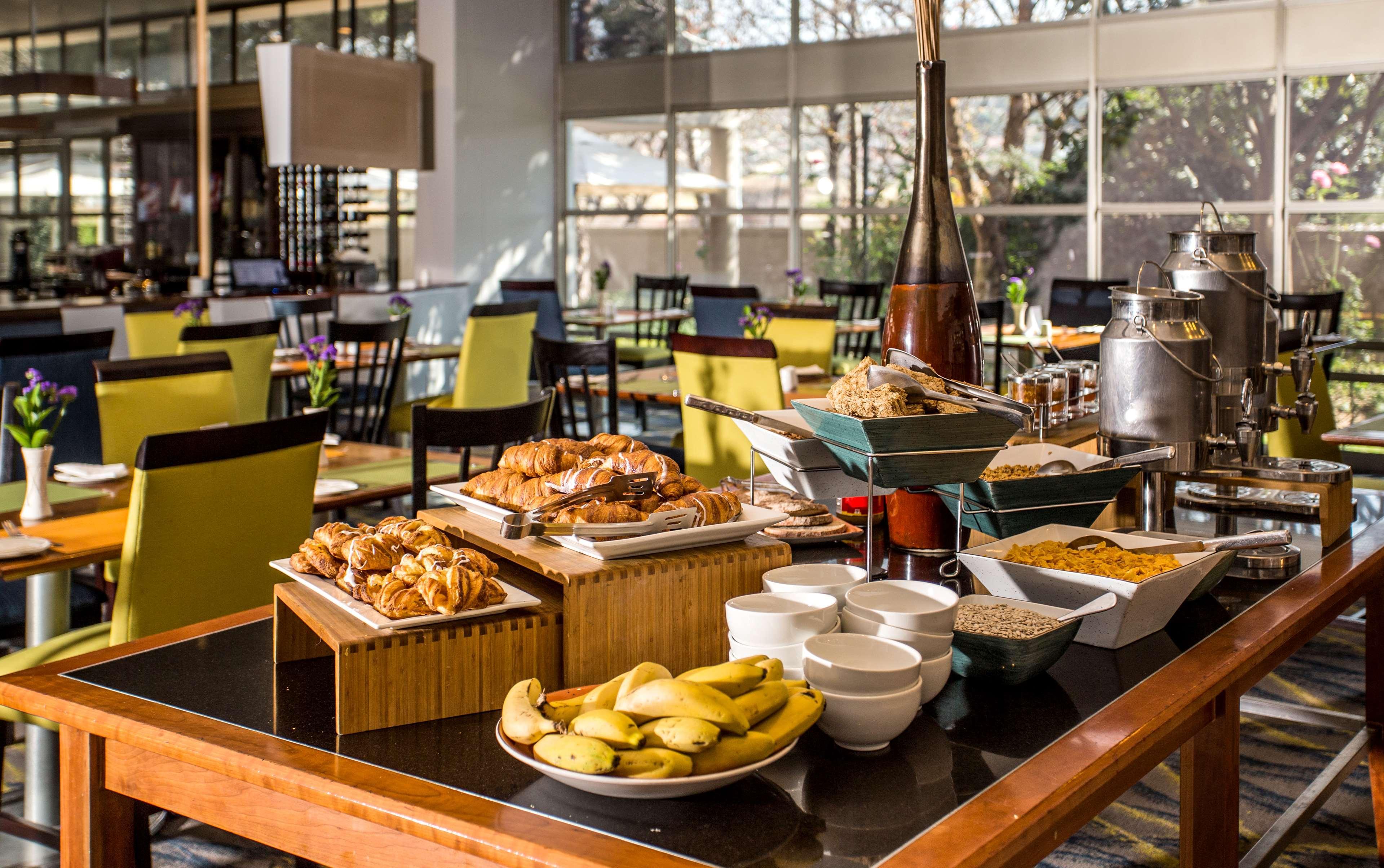 Restaurant Garden Court Eastgate