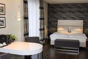 Alojamiento - Hotel Wemperhardt