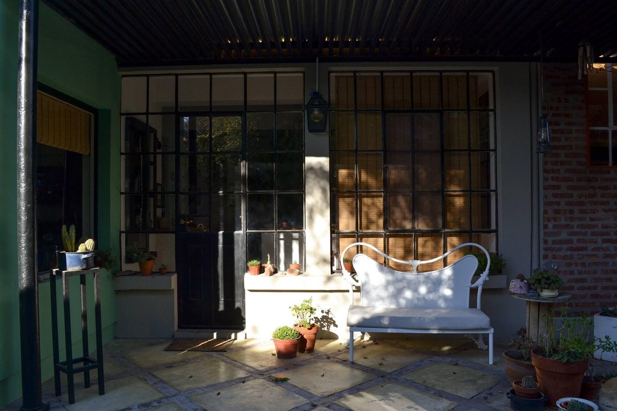 Vista Exterior La Casa de Paula Hosteria Artesanal
