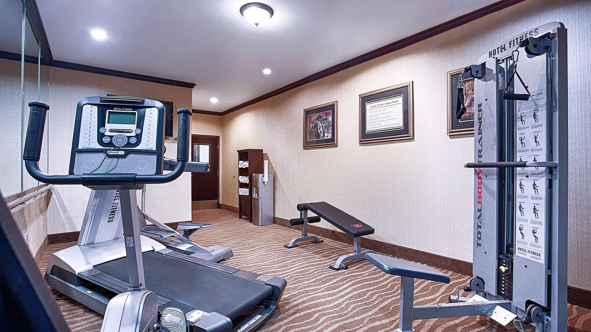 Gimnasio Best Western Plus Royal Mountain Inn & Suites