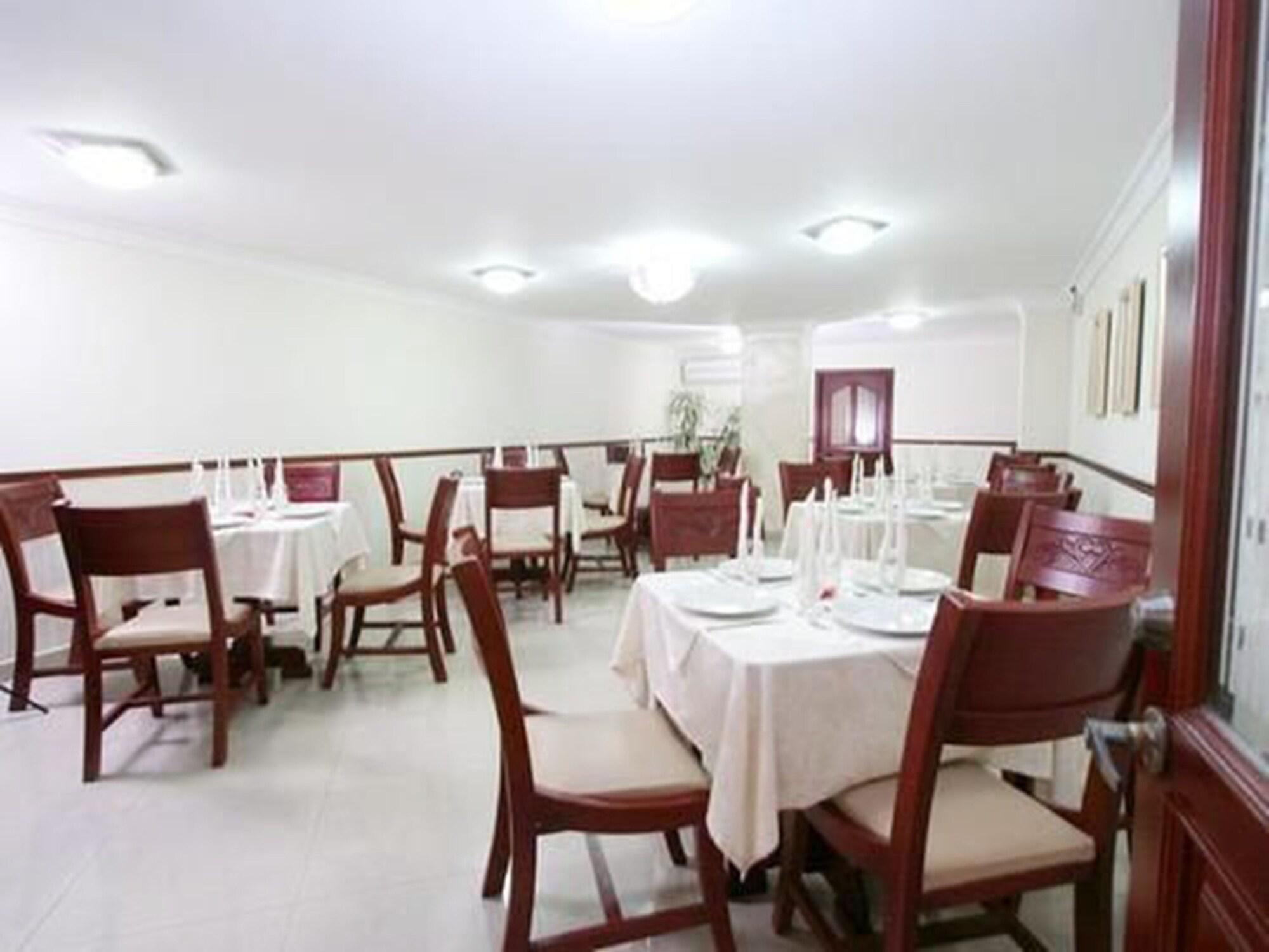 Restaurant Intersuites