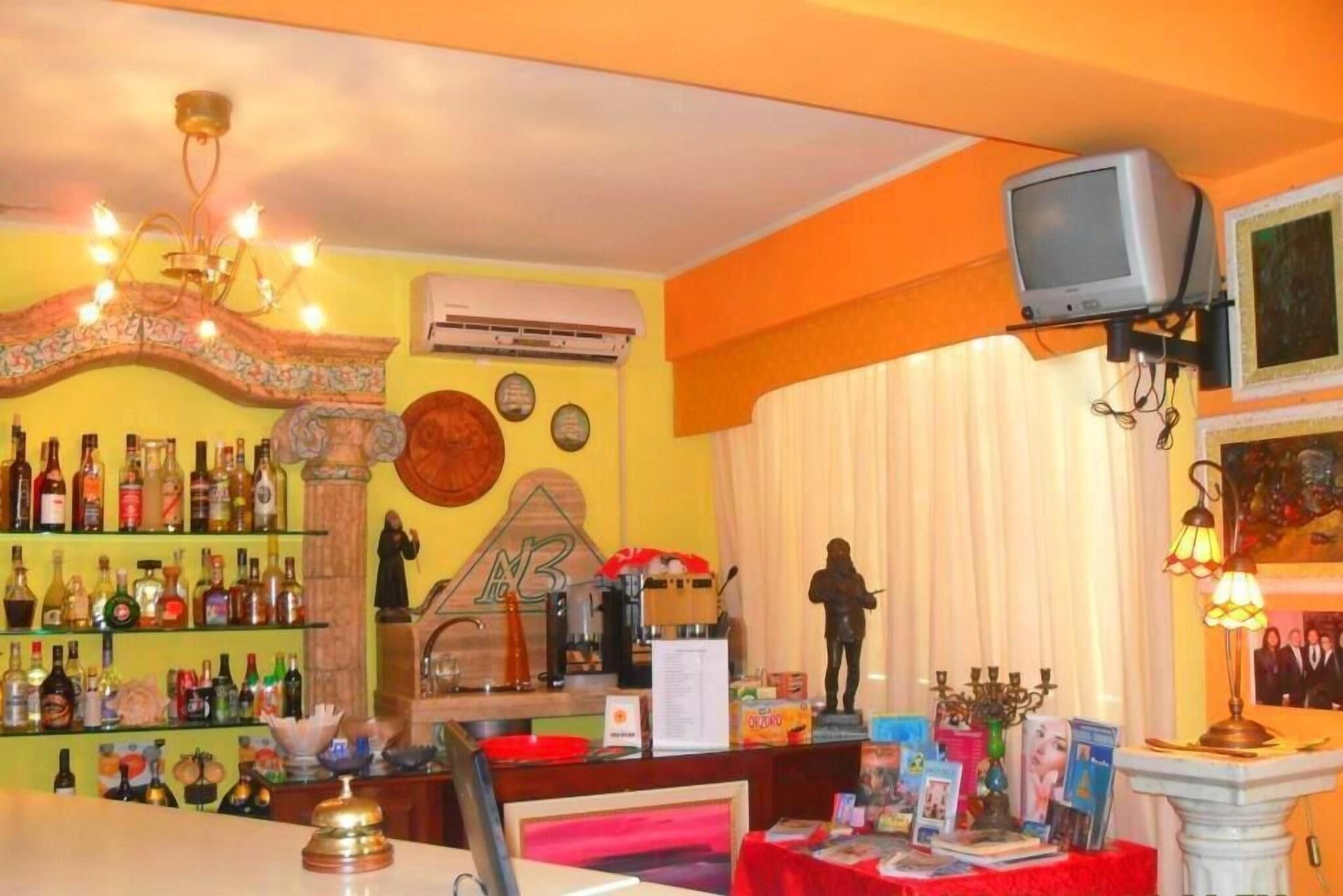 Bar/Salón Blumentag