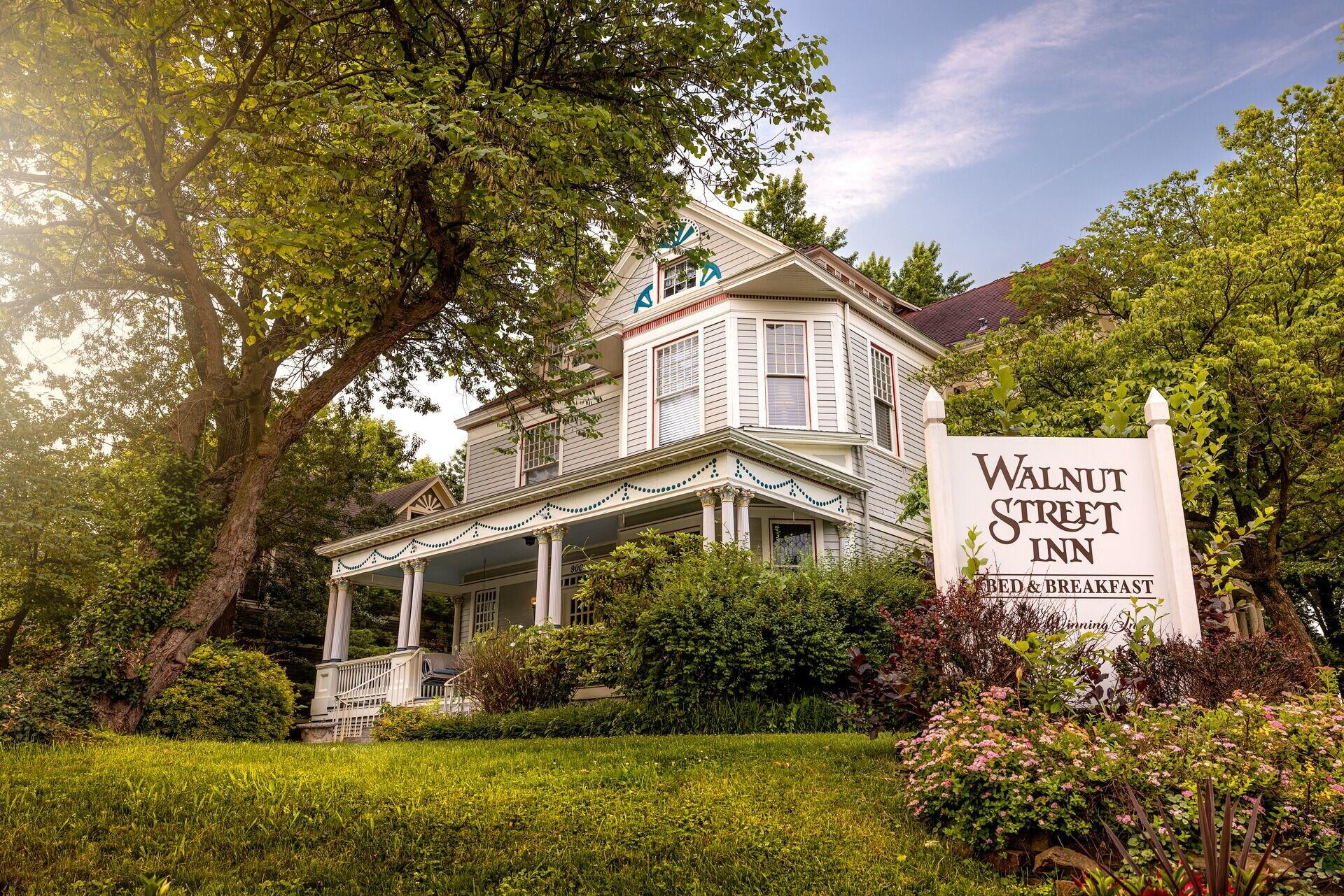 Varios Walnut Street Inn