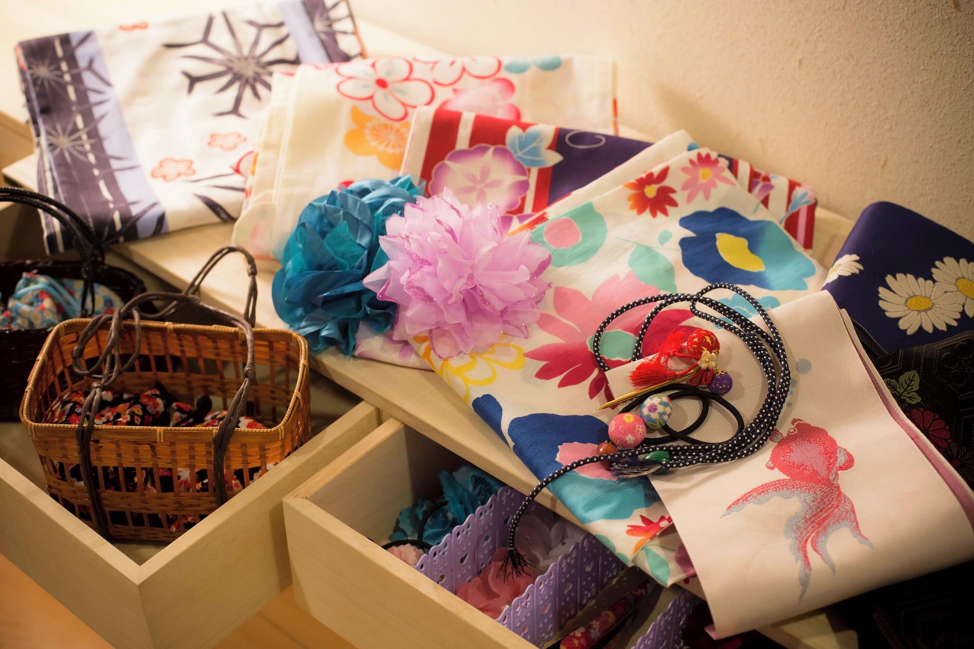 Instalaciones Recreativas Kinosaki Onsen Hanakouji Saigetsu