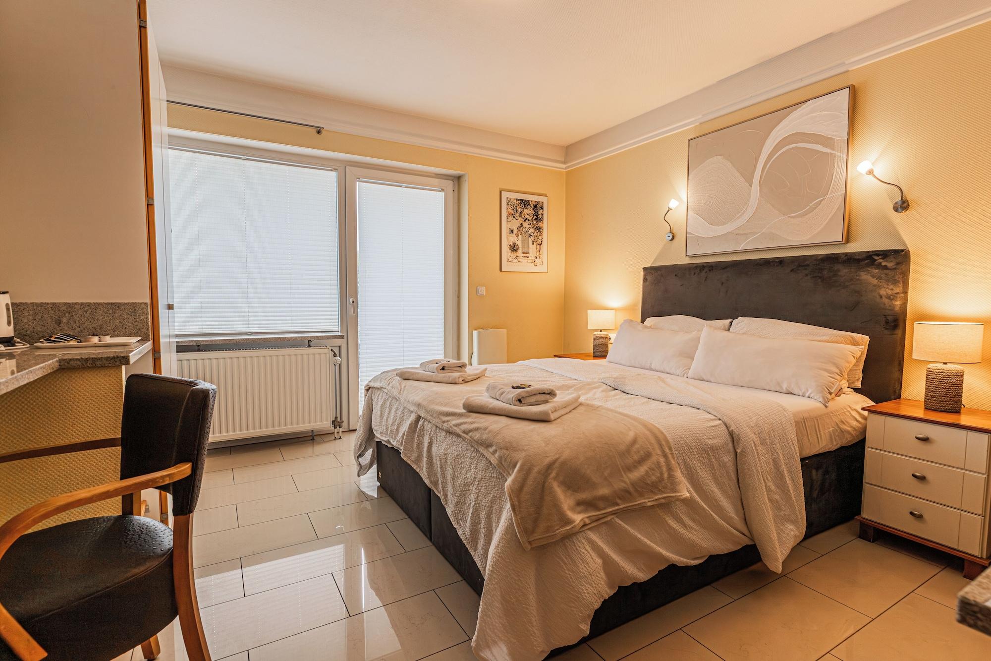 Varios Gasper Business & Garden Hotel