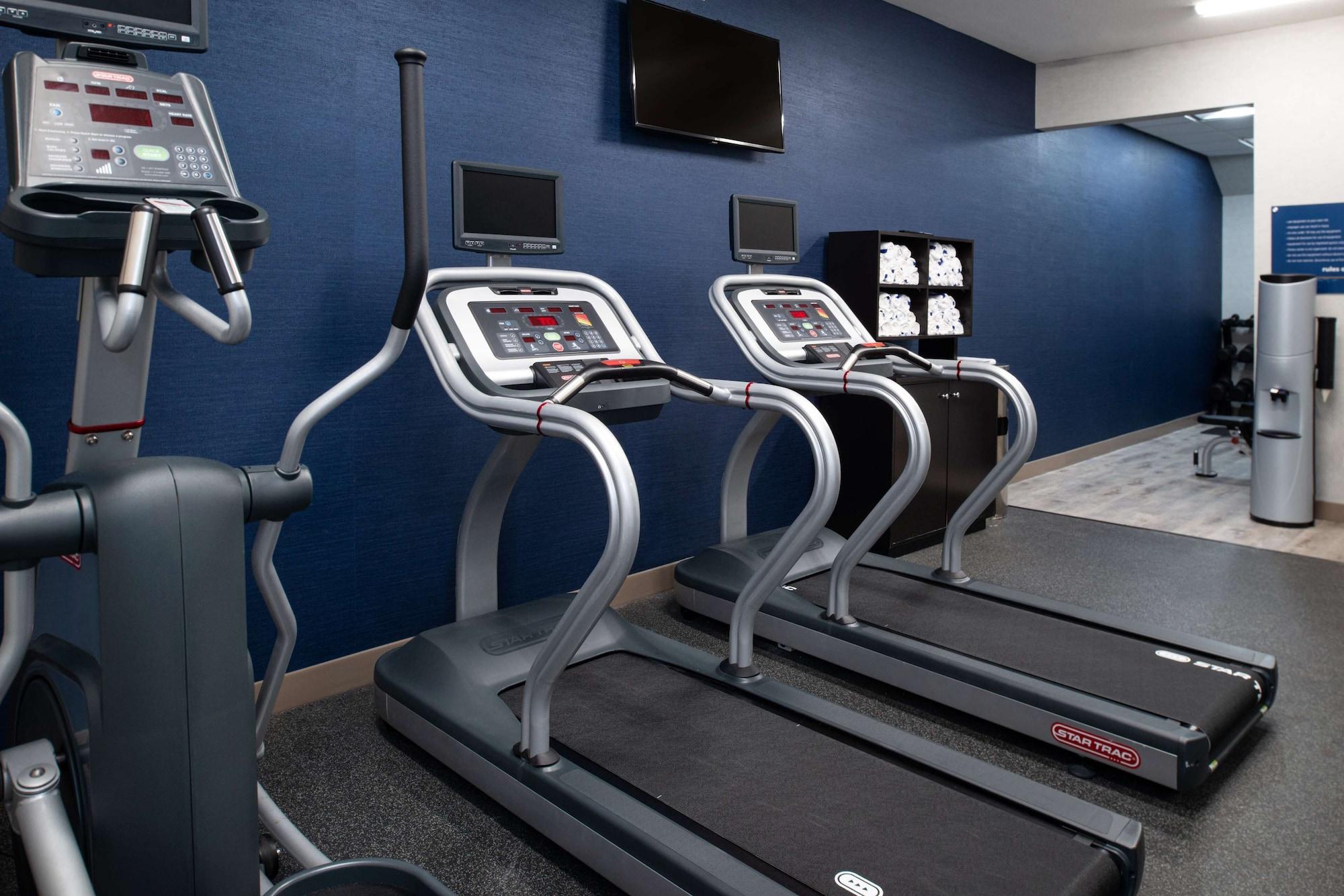 Gimnasio Hampton Inn Kansas City Northeast