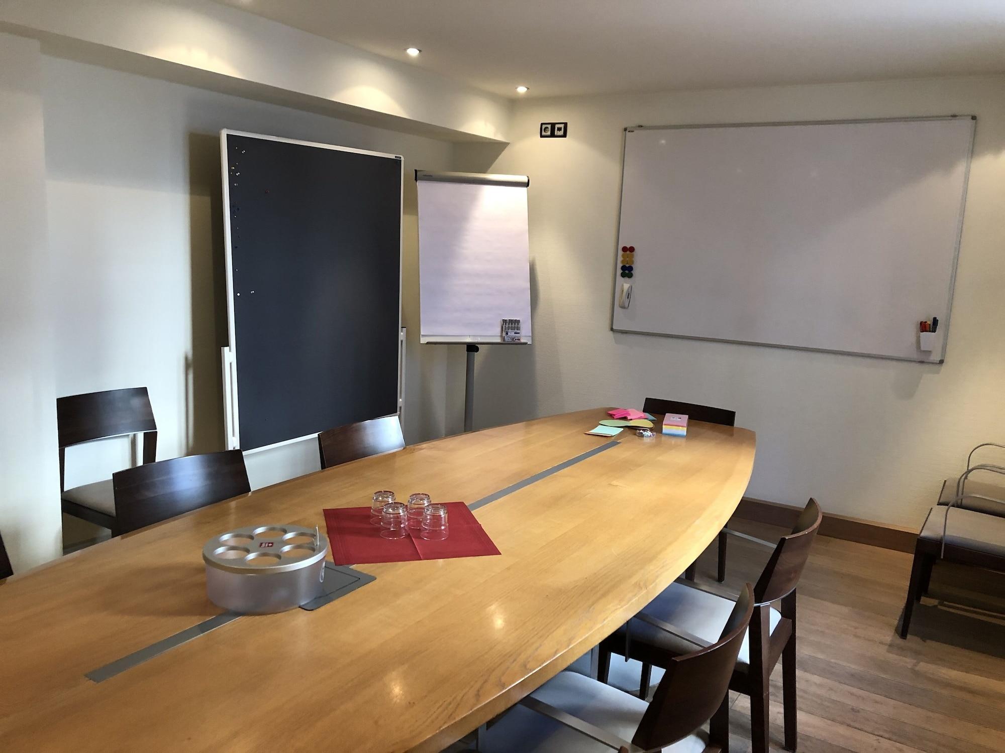 Sala de Reuniones CENTRINUM Altstadt-Hotel
