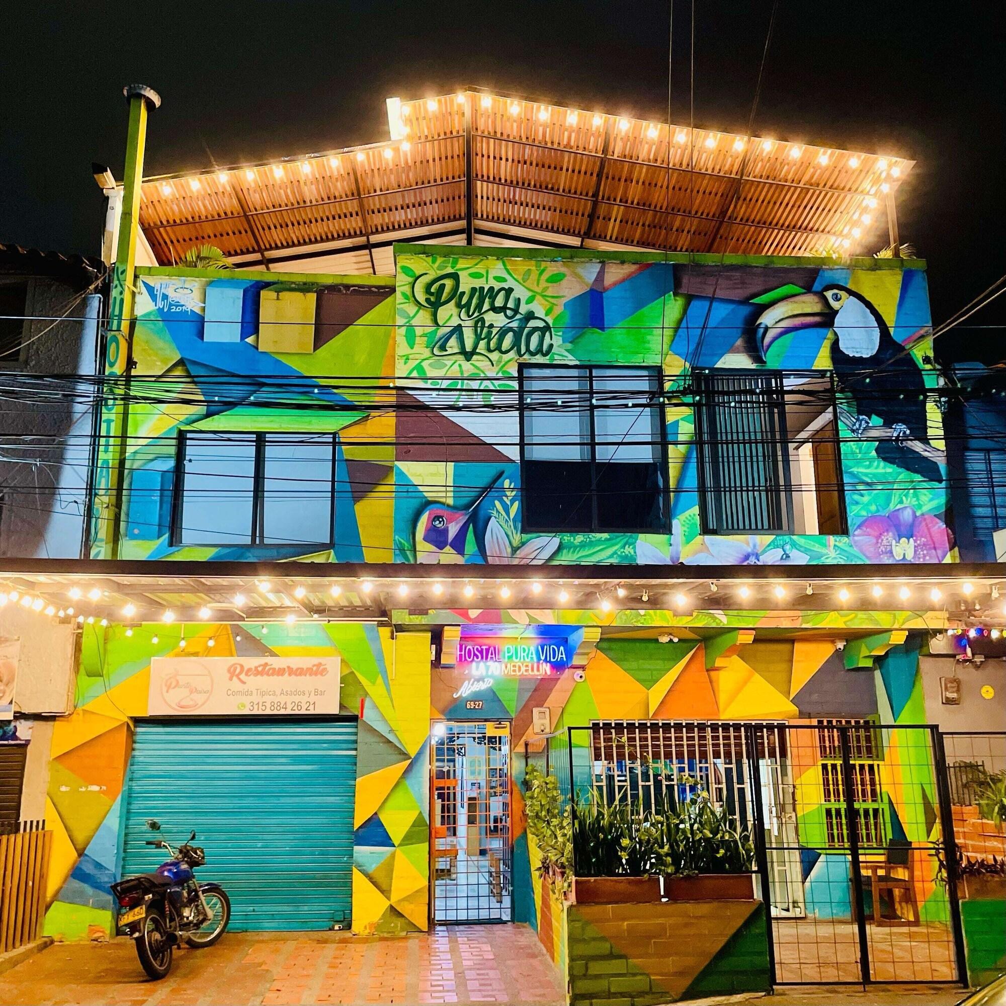 Varios HOSTAL PURA VIDA LA 70
