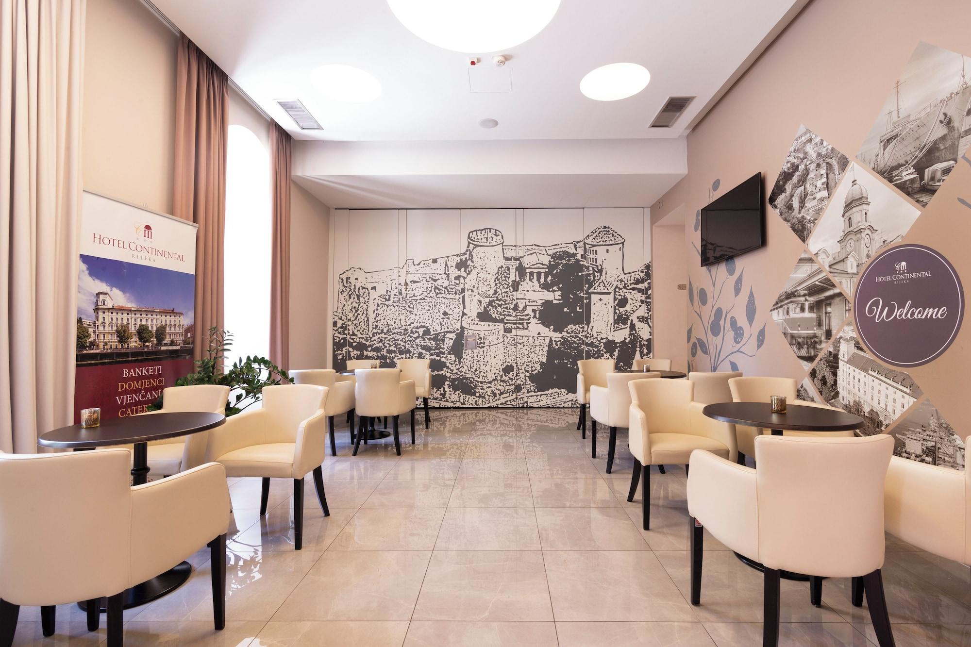 Vista Lobby Hotel Continental