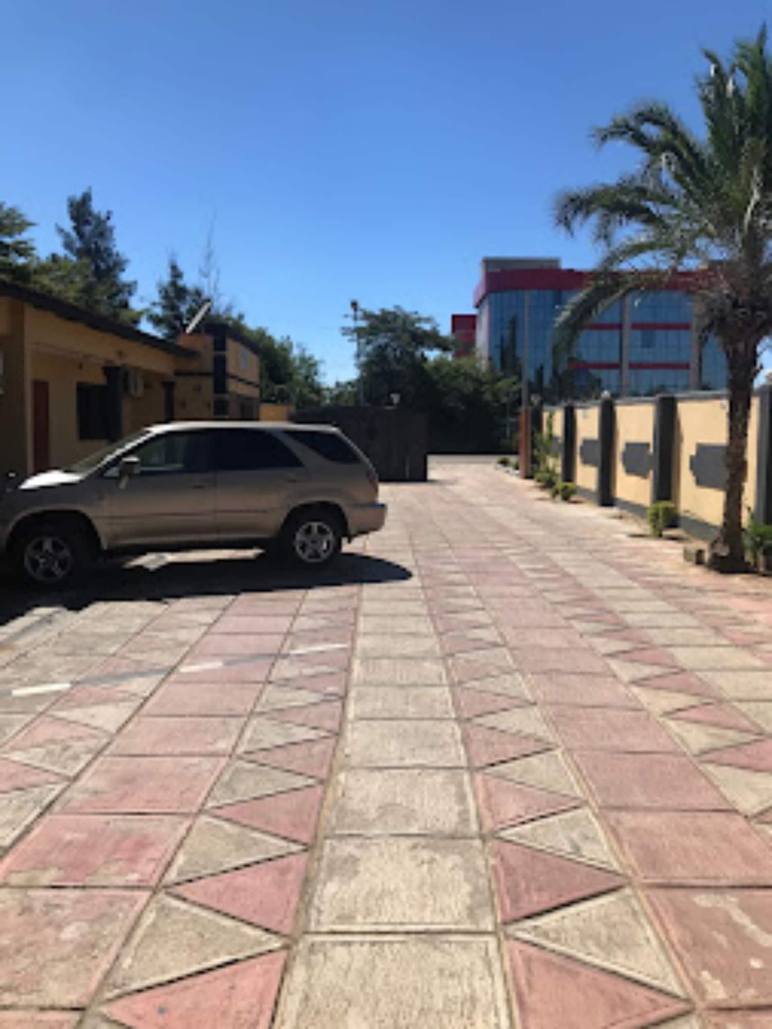 Vista Exterior Rugems Executive Lodge