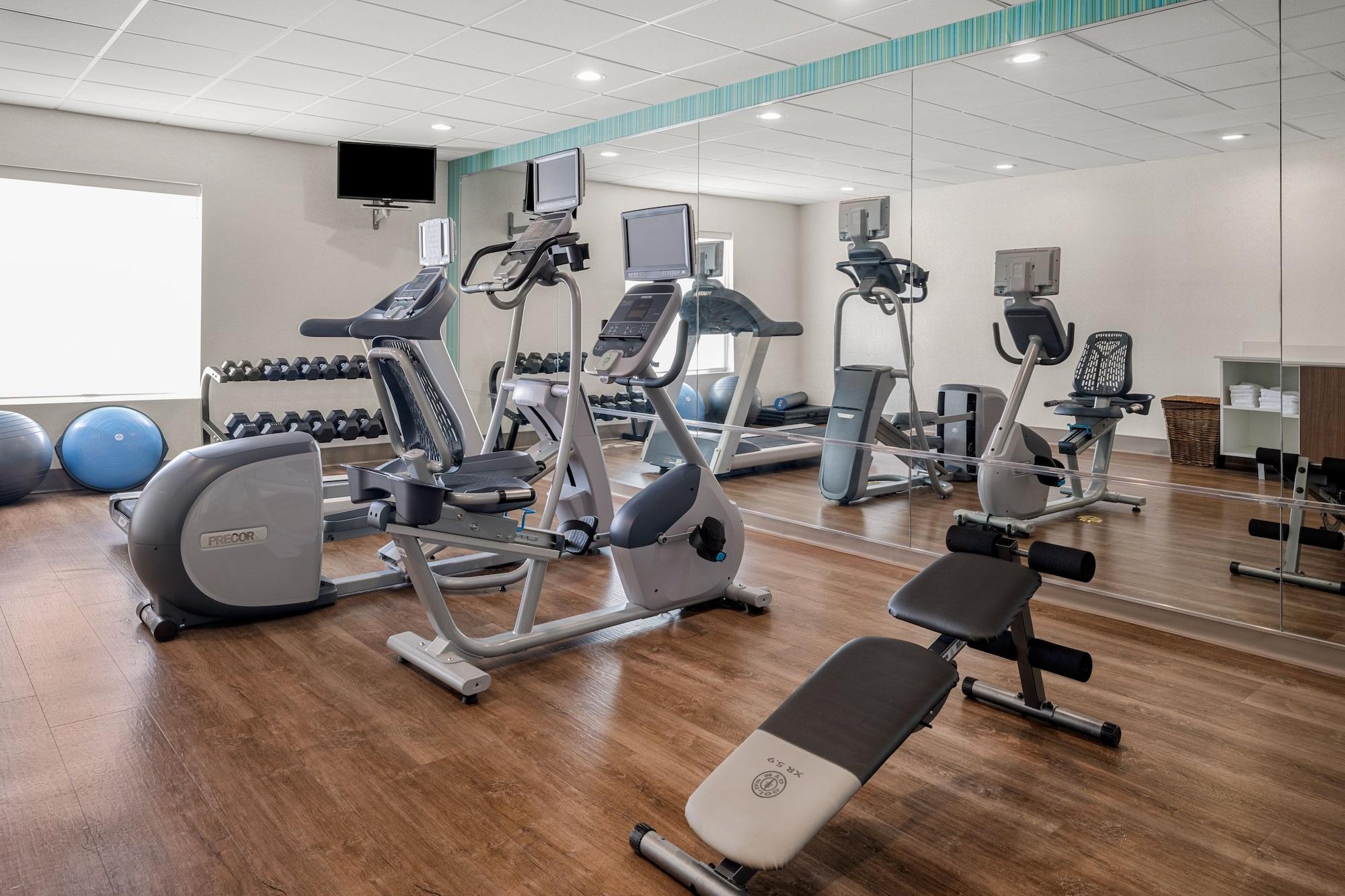 Gimnasio Holiday Inn Express Hotel & Suites Graham by IHG
