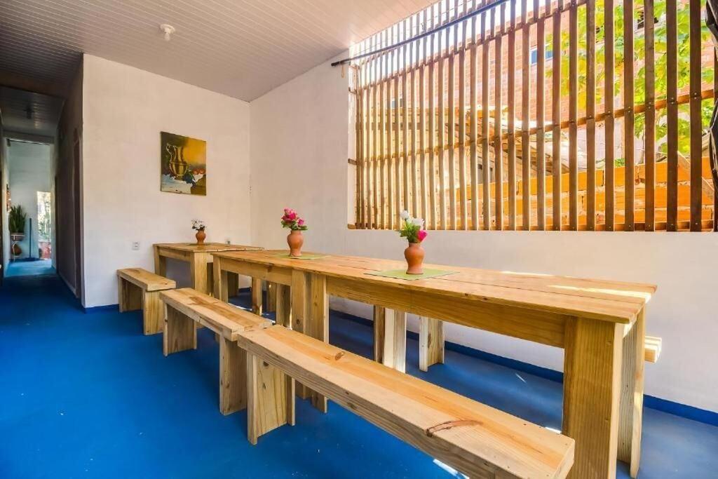 Instalaciones Recreativas Hostel em Boas Mãos