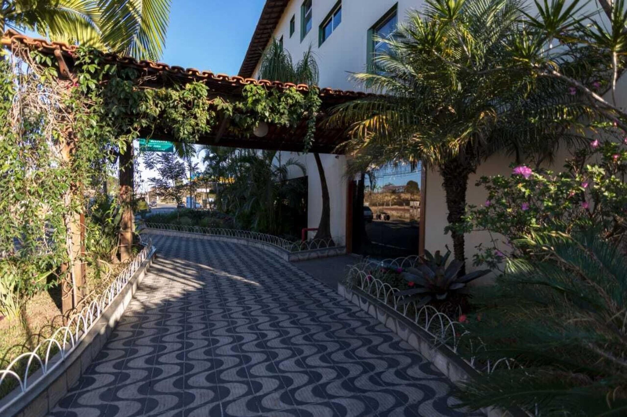 Varios Diamante Palace Hotel