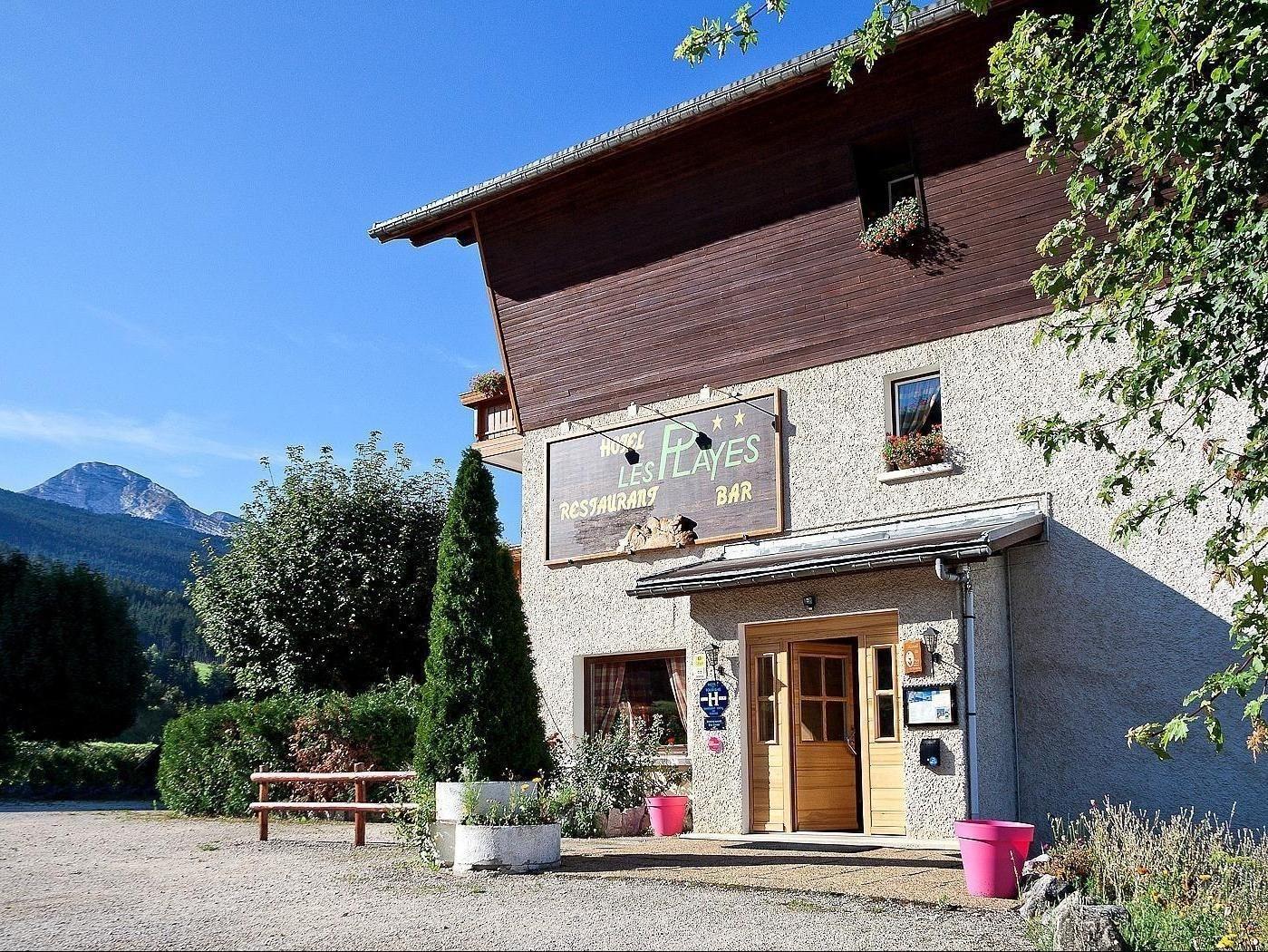 Varios Hôtel les Playes