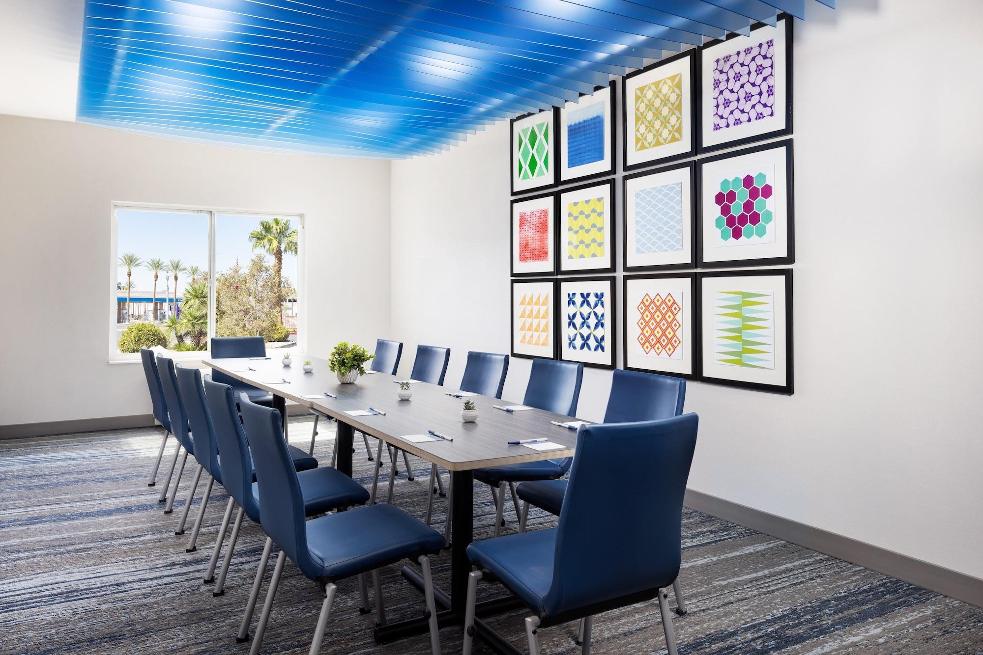 Sala de Reuniones Holiday Inn Express Las Vegas - Stadium Area by IHG